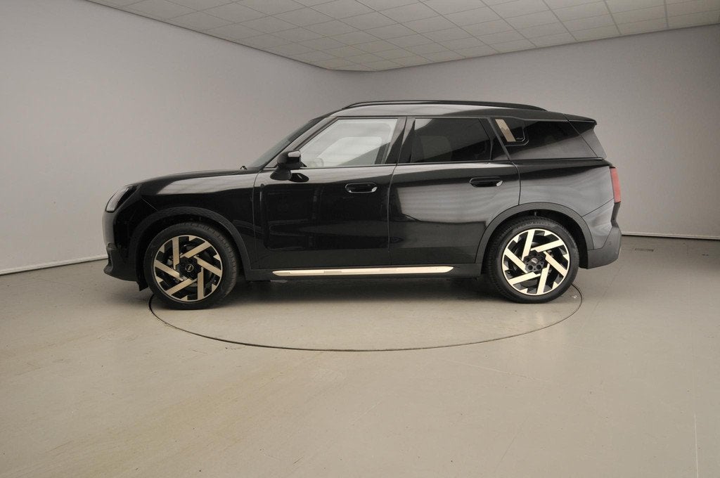 MINI Countryman SE ALL4 | LED | HUD | Panoramadak | Stoelver, Auto's, Mini, Automaat, Countryman, Met garantie (alle), Zwart