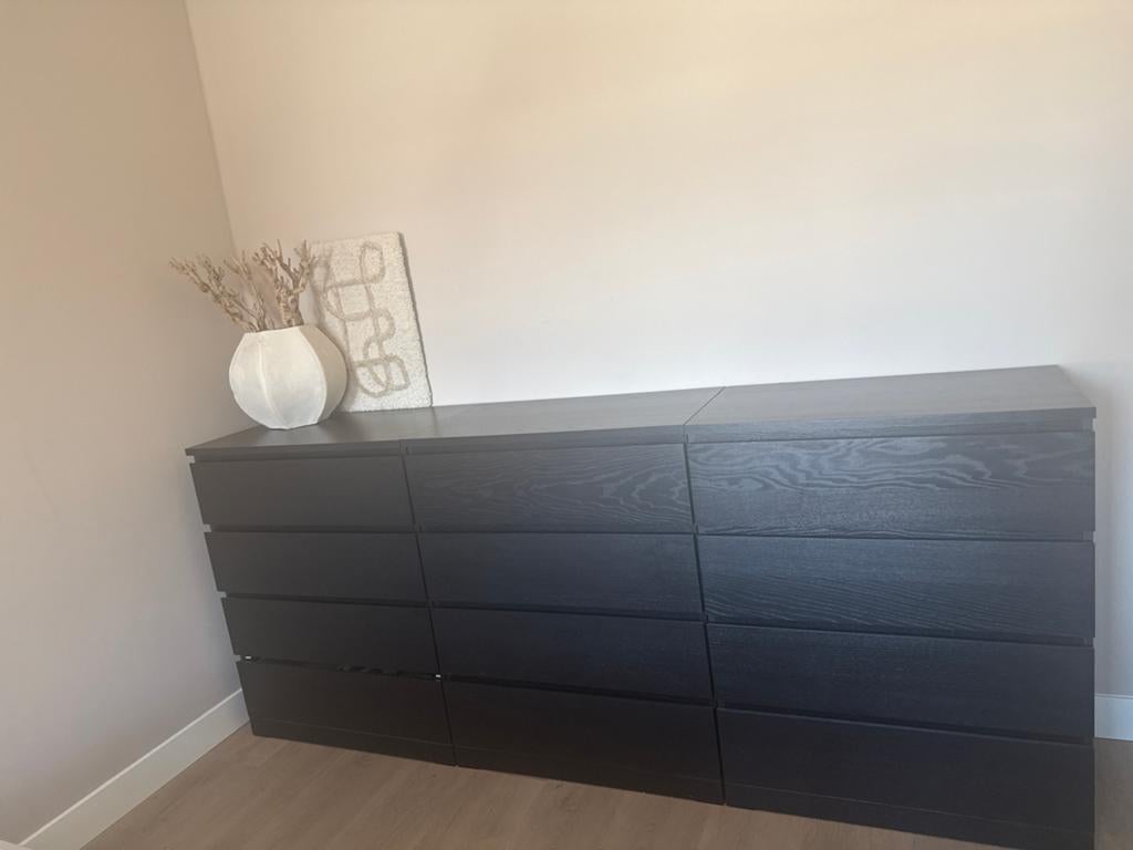 Drie zwarte IKEA Malm ladekasten, Ophalen, Gebruikt, 5 laden of meer, 100 tot 150 cm