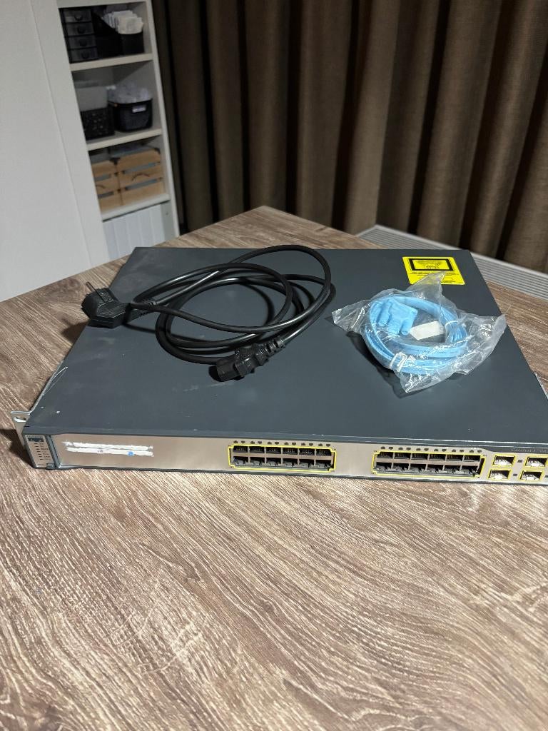 Cisco Catalyst 3750G 24 port managed gigabit switch, Computers en Software, Ophalen of Verzenden, Gebruikt
