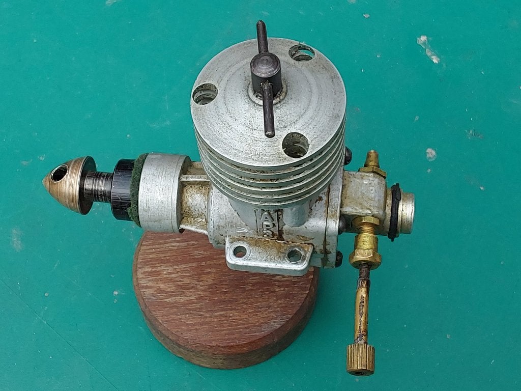 2,5cc dieseltje, Hobby en Vrije tijd, Modelbouw | Radiografisch | Vliegtuigen, Ophalen of Verzenden, Gebruikt, Overige typen