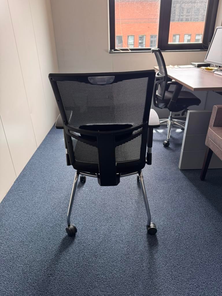 10 x Ergonomic Office chairs/ Meeting chairs, Ophalen, Zwart, Zo goed als nieuw, Bureaustoel