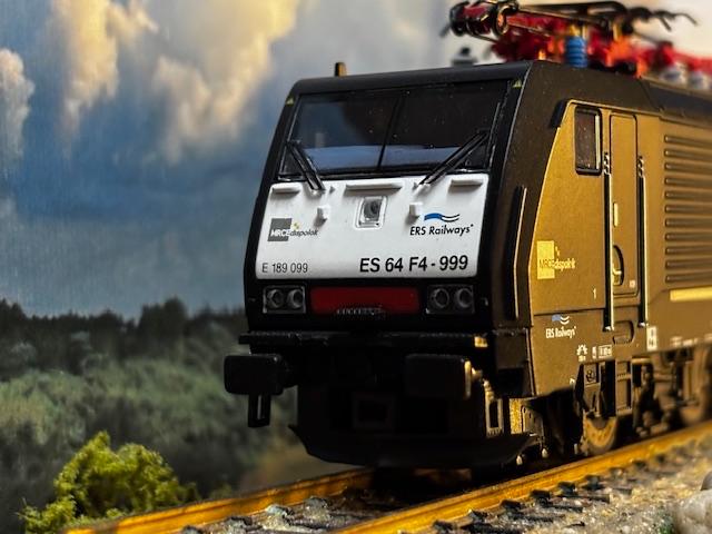 Te koop Piko Br189 ac, Hobby en Vrije tijd, Modeltreinen | H0, Wisselstroom, Gebruikt, Locomotief, NS