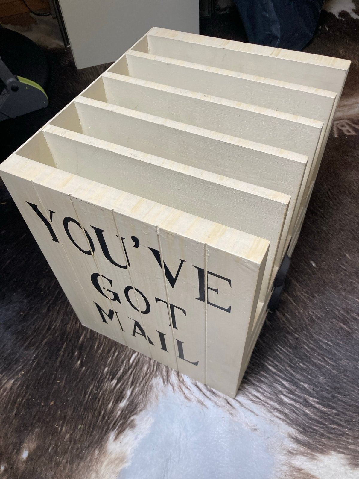 Houten bureau-organizer met 'You've Got Mail' opdruk, Ophalen, Gebruikt, Hout, Wit