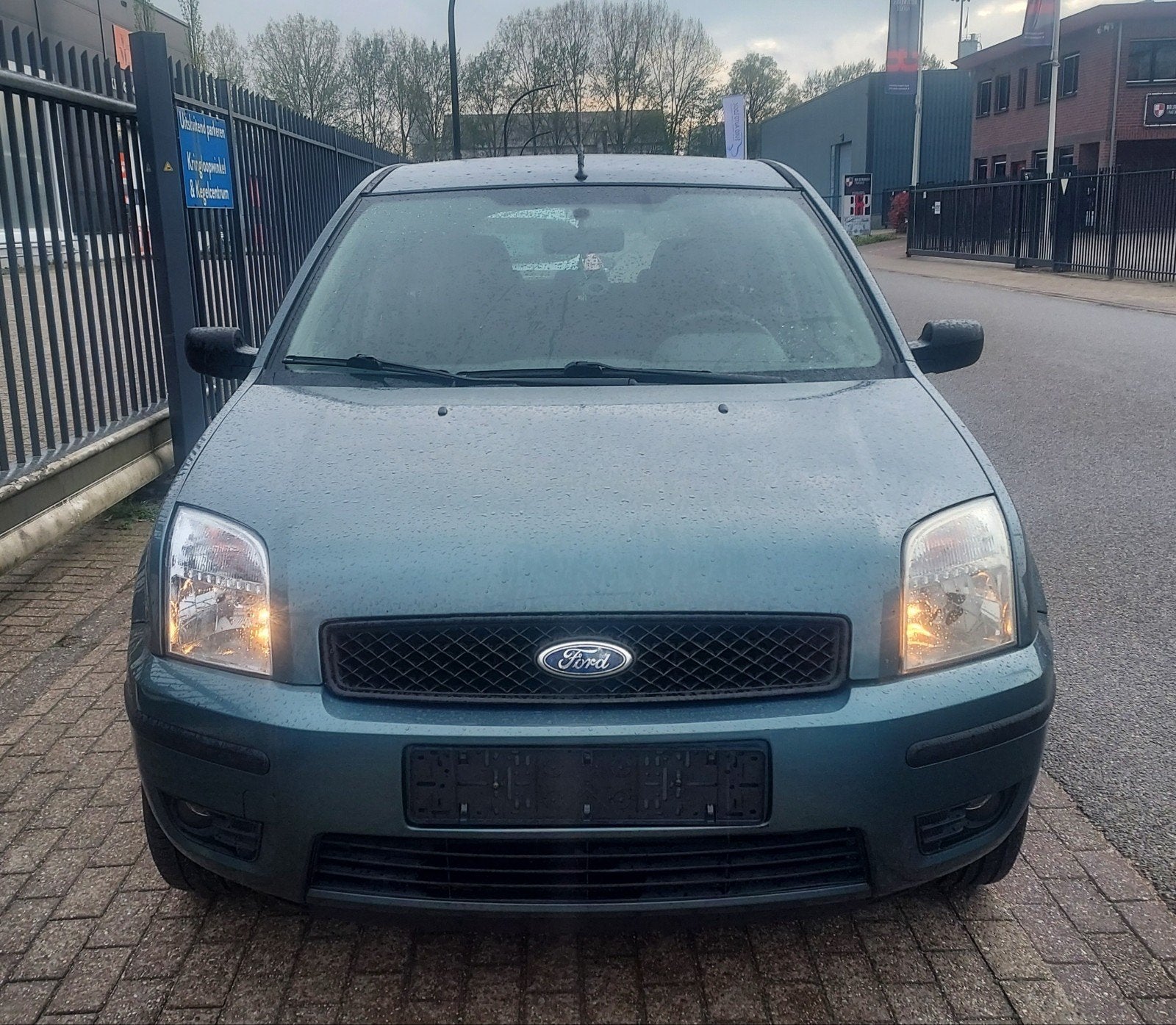 Ford Fusion 1.4 16v 2003 airco nieuwe koppeling., Auto-onderdelen, Ophalen