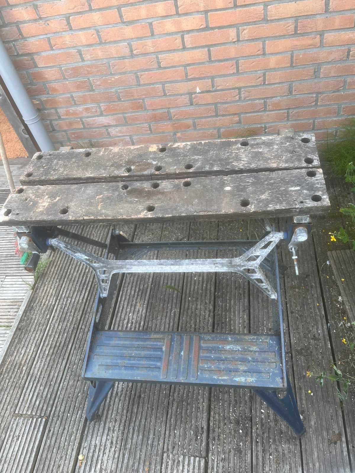 Gratis, Inklapbare werkbaar, Doe-het-zelf en Verbouw, Gereedschap | Boormachines, Ophalen of Verzenden, Zo goed als nieuw, Kolomboormachine