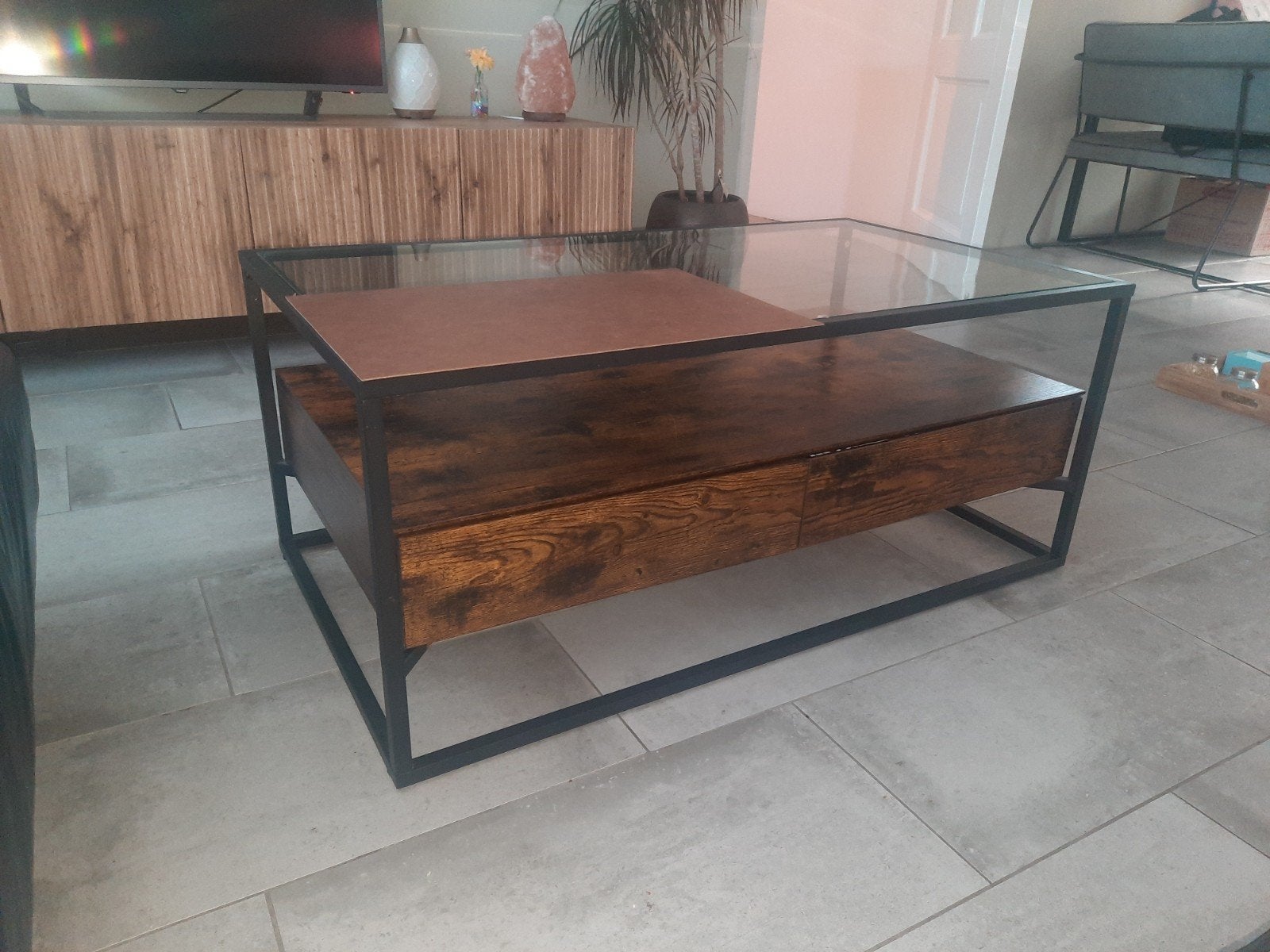Salontafel met glazen blad en opbergruimte, Huis en Inrichting, Tafels | Salontafels, Ophalen, Glas, 100 tot 150 cm, 50 tot 100 cm