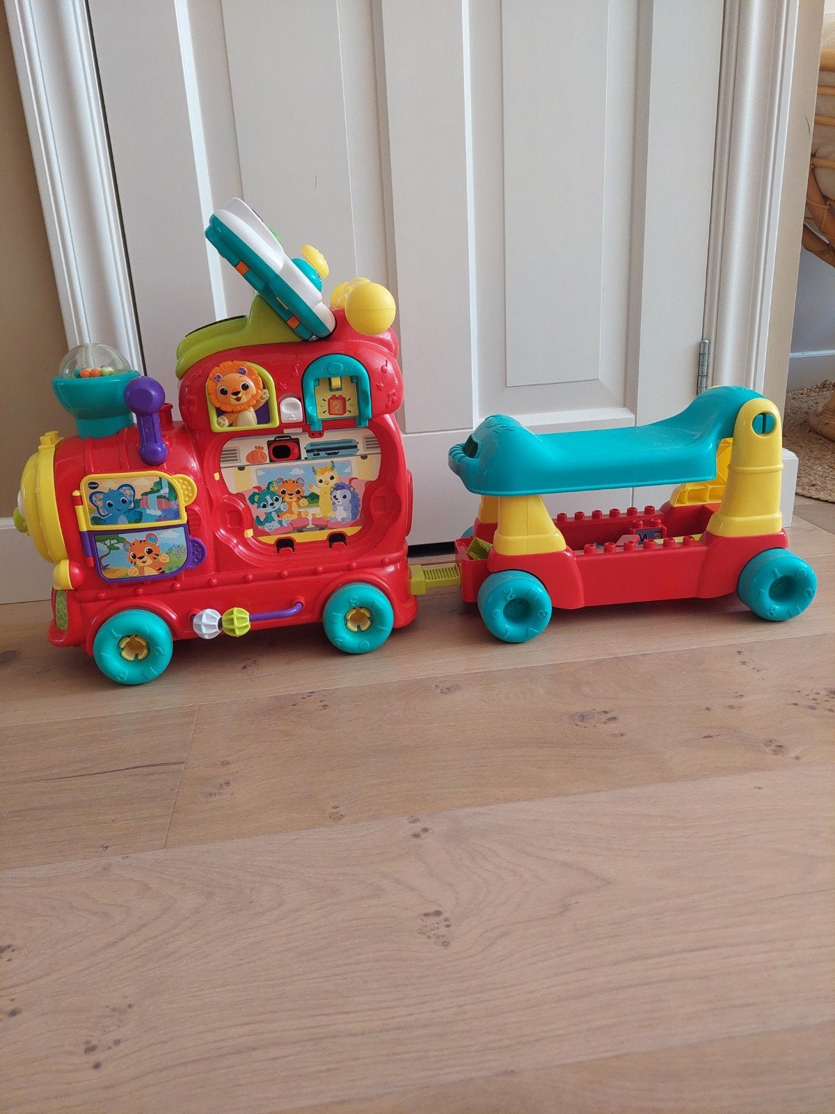 VTech Baby Rijd & Leer Letterlocomotief, Kinderen en Baby's, Speelgoed | Vtech, Ophalen, Gebruikt, 6 maanden tot 2 jaar