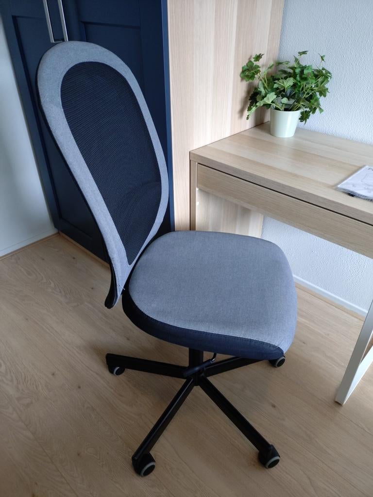 Bureaustoel Ikea Flintan, Ophalen, Zo goed als nieuw, Grijs, Bureaustoel