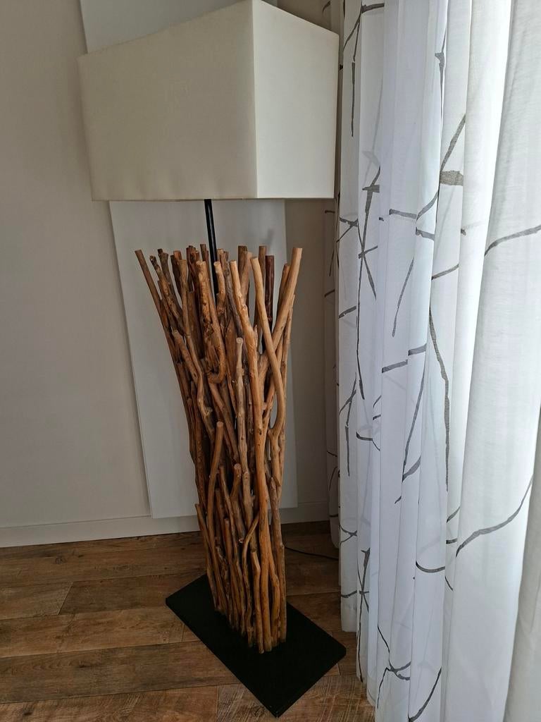 Stalamp met houten takken voet, Ophalen