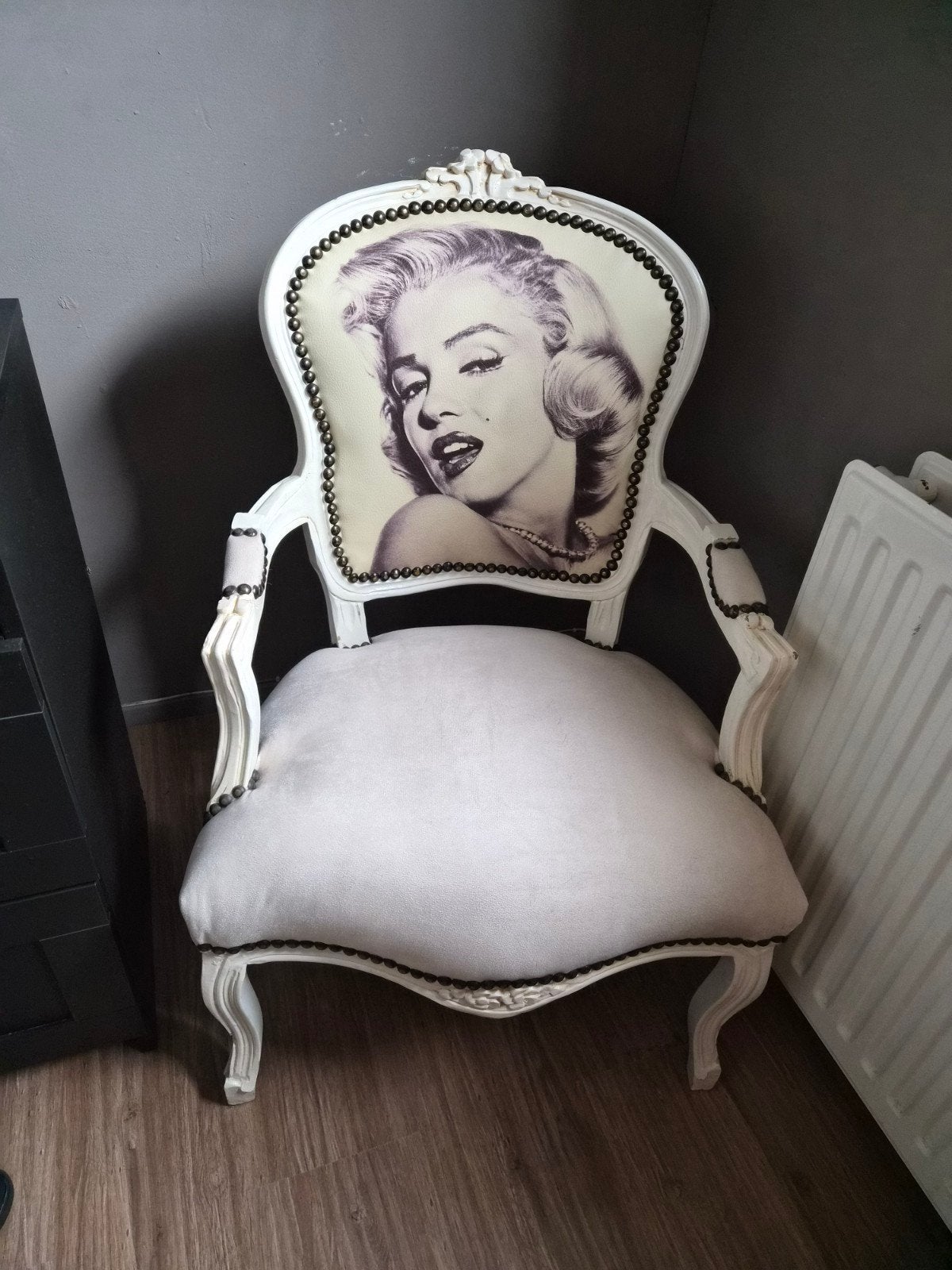Barokke Salonstoel met Marilyn Monroe Portret, Ophalen, Hout, Gebruikt, Wit