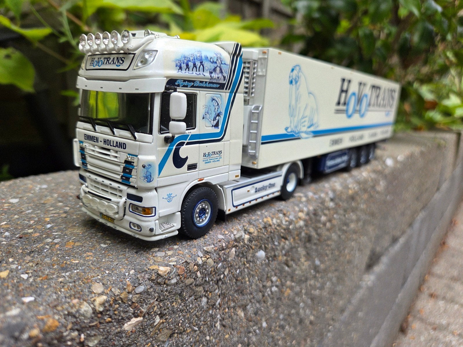 WSI Daf XF105 Hovotrans Lucky leuke met koeloplegger., Ophalen of Verzenden, Bus of Vrachtwagen, Wsi