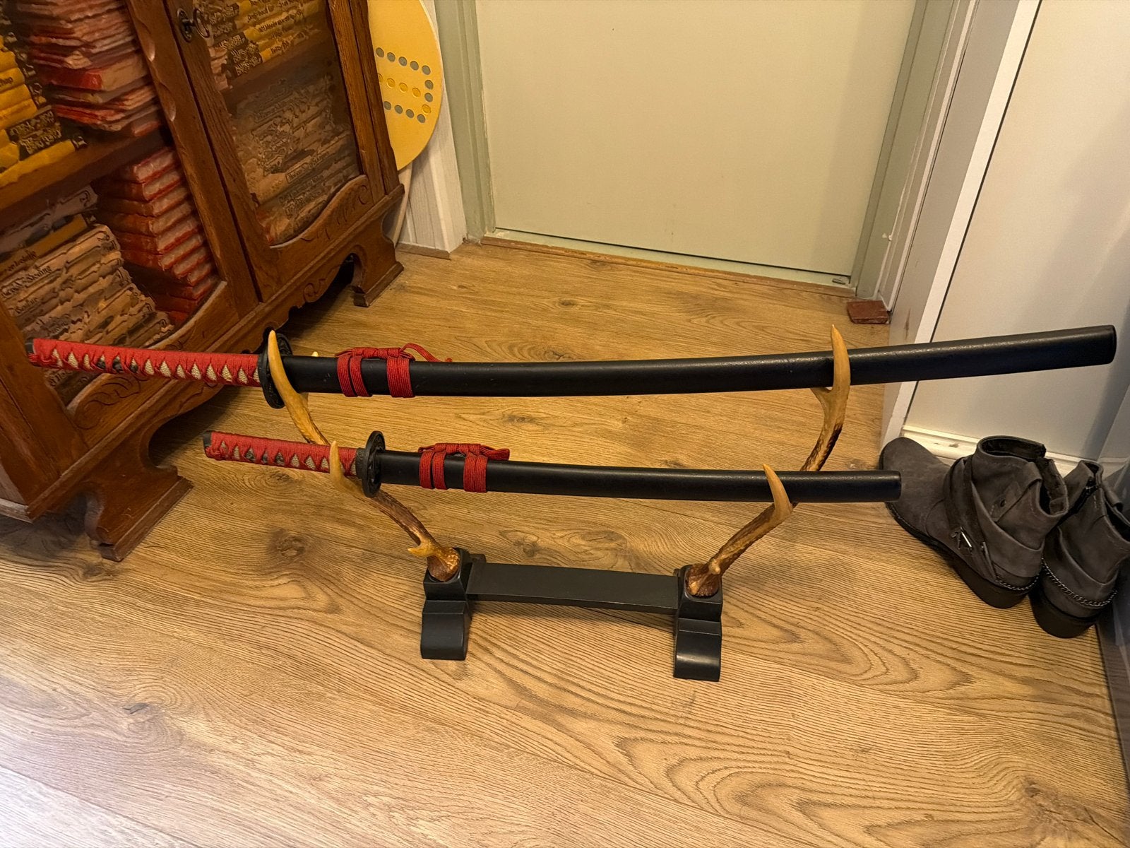 Decoratieve Katana Zwaarden met Standaard, Ophalen, Gebruikt