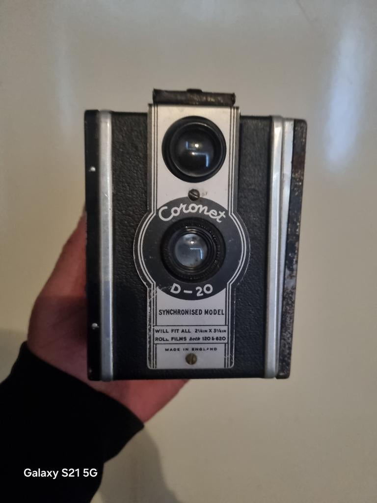 Coronet D-20 Synchronised Model Boxcamera, Ophalen of Verzenden, Gebruikt, Compact, Overige Merken