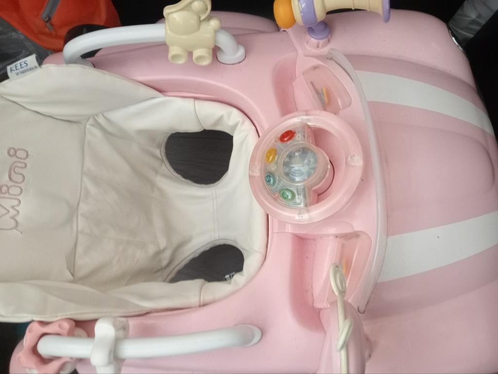 Roze loopauto voor baby met geluid en lichtjes, Ophalen of Verzenden, Gebruikt, Loopvoertuig