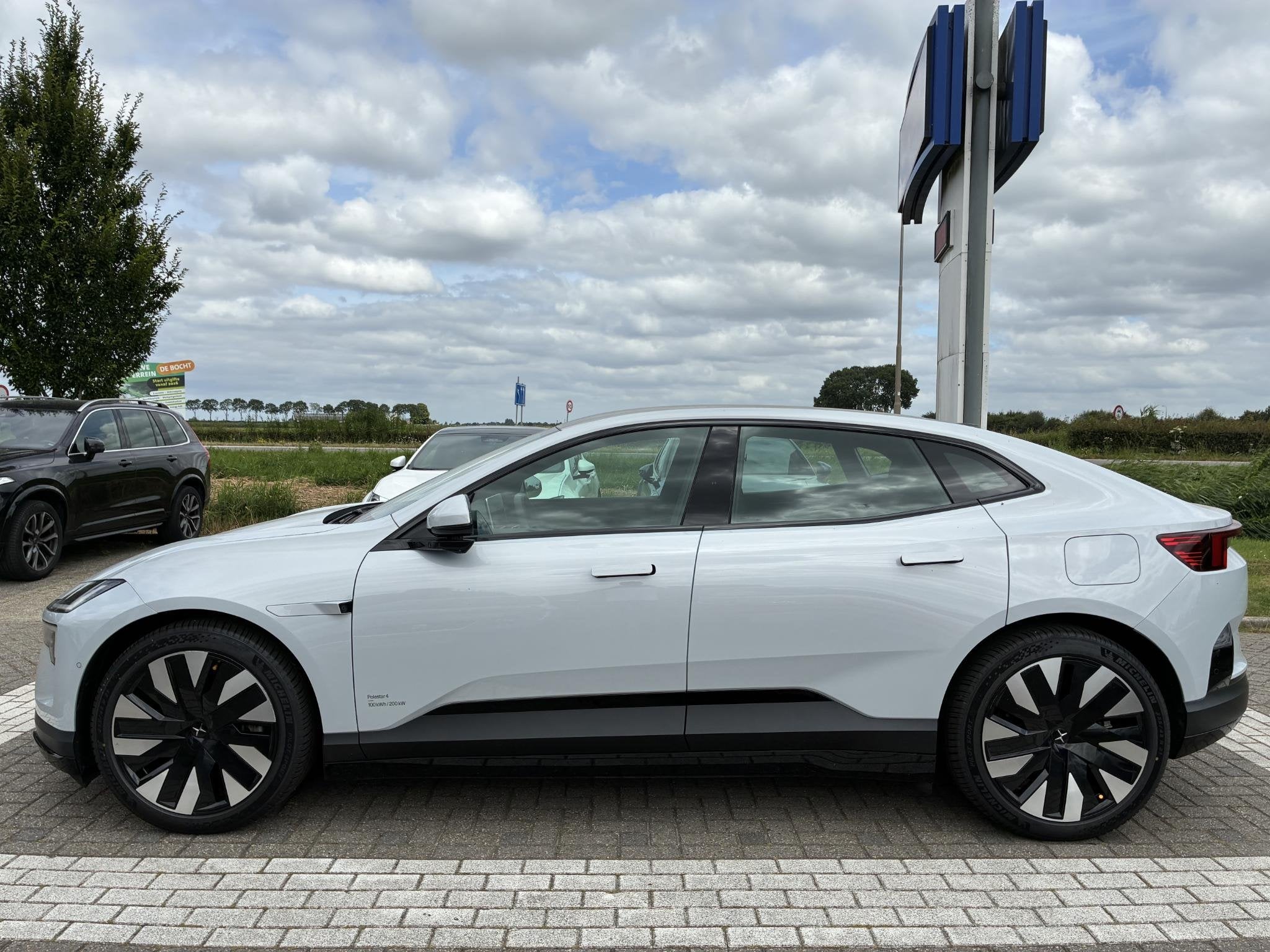 Polestar 4 Long Range Single motor 100 kWh Pilot|Microtech|2, Auto's, Polestar, Automaat, 660 min, Achterwielaandrijving, 100 kWh
