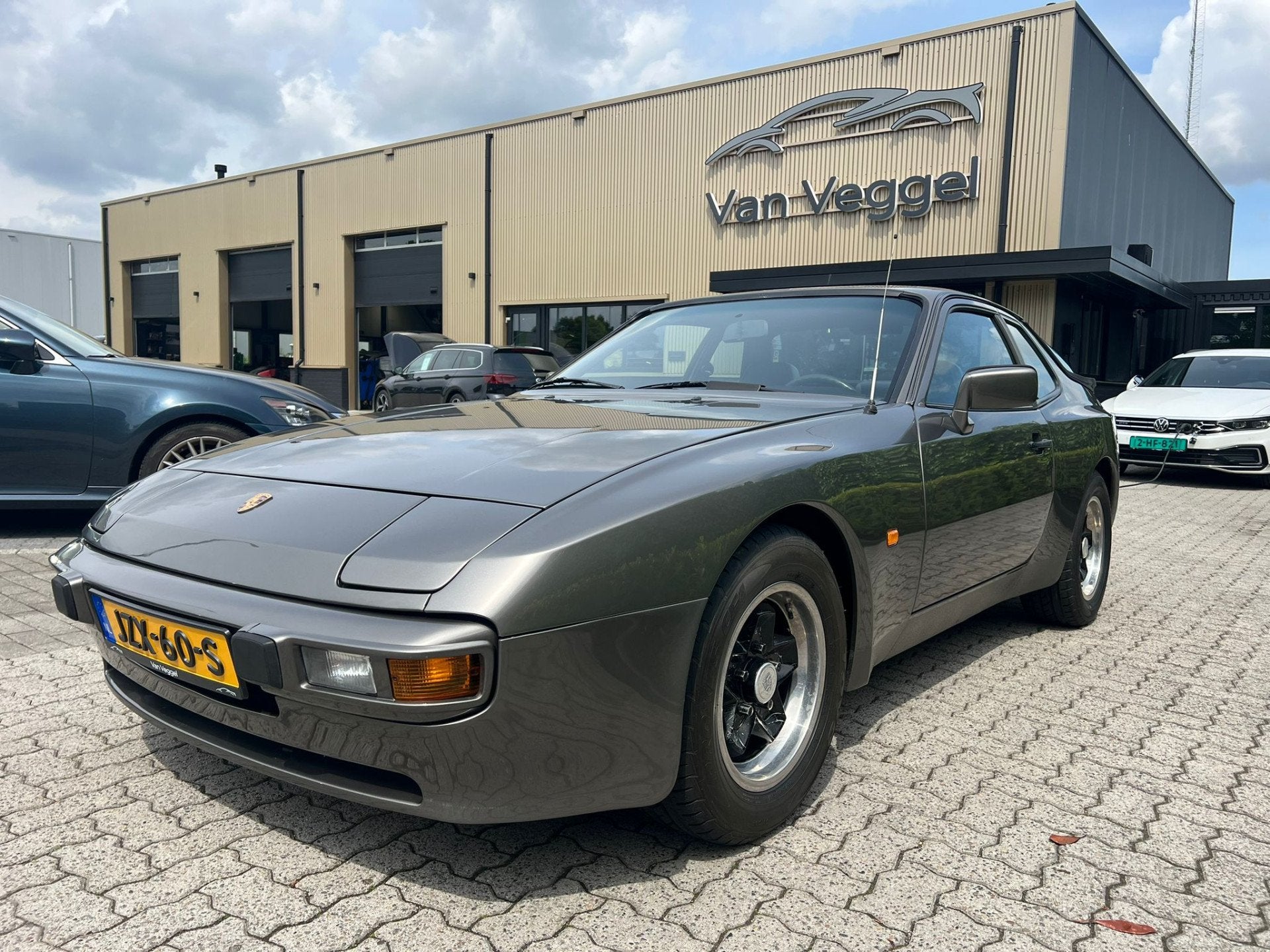 Porsche 944 2.5 Coupé Automaat (bj 1984), foto 6