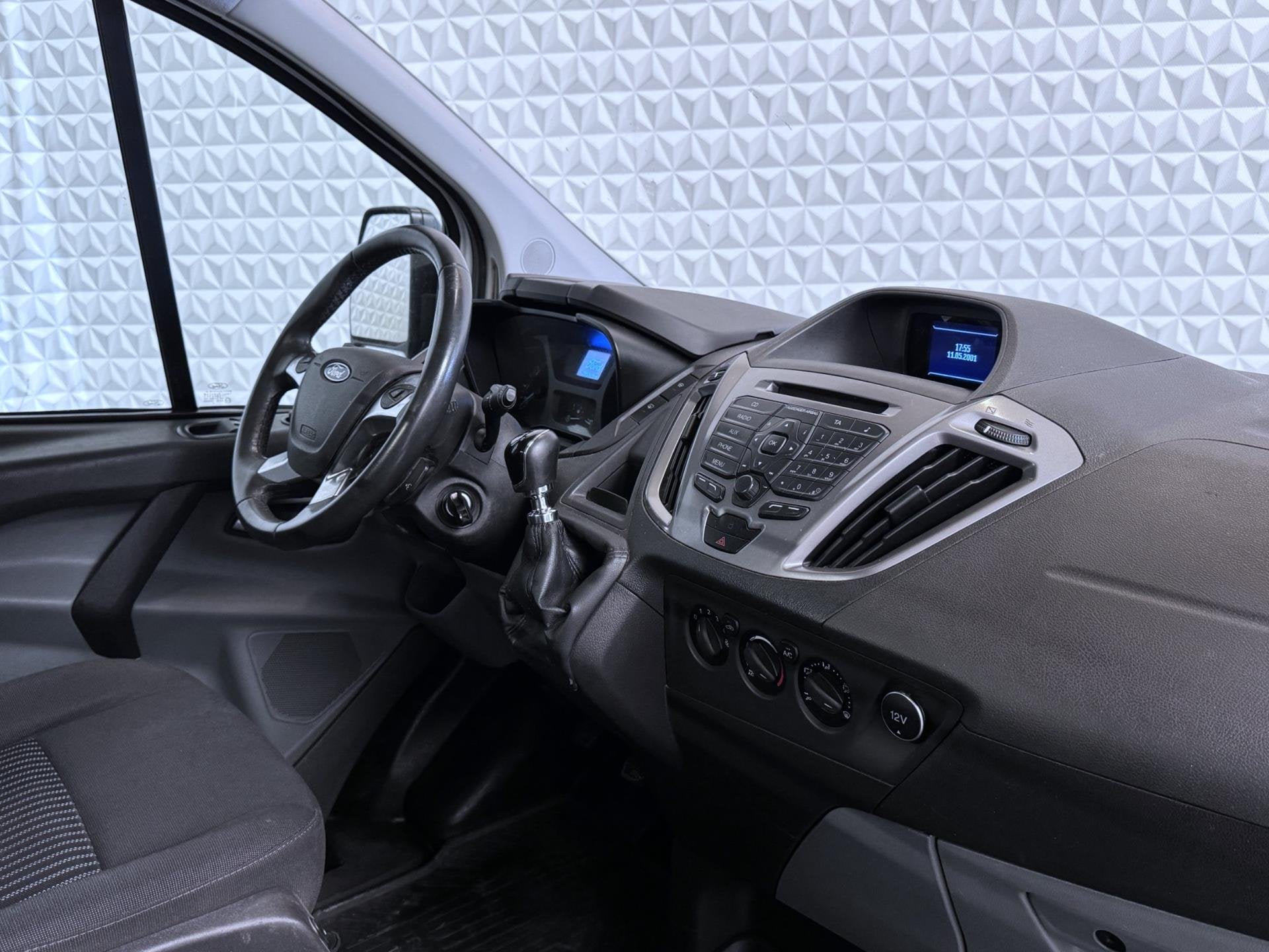 Ford Transit Custom 290 2.2 TDCI Airco / 216.000km (2014), Auto's, Voorwielaandrijving, Euro 5, Gebruikt, Wit