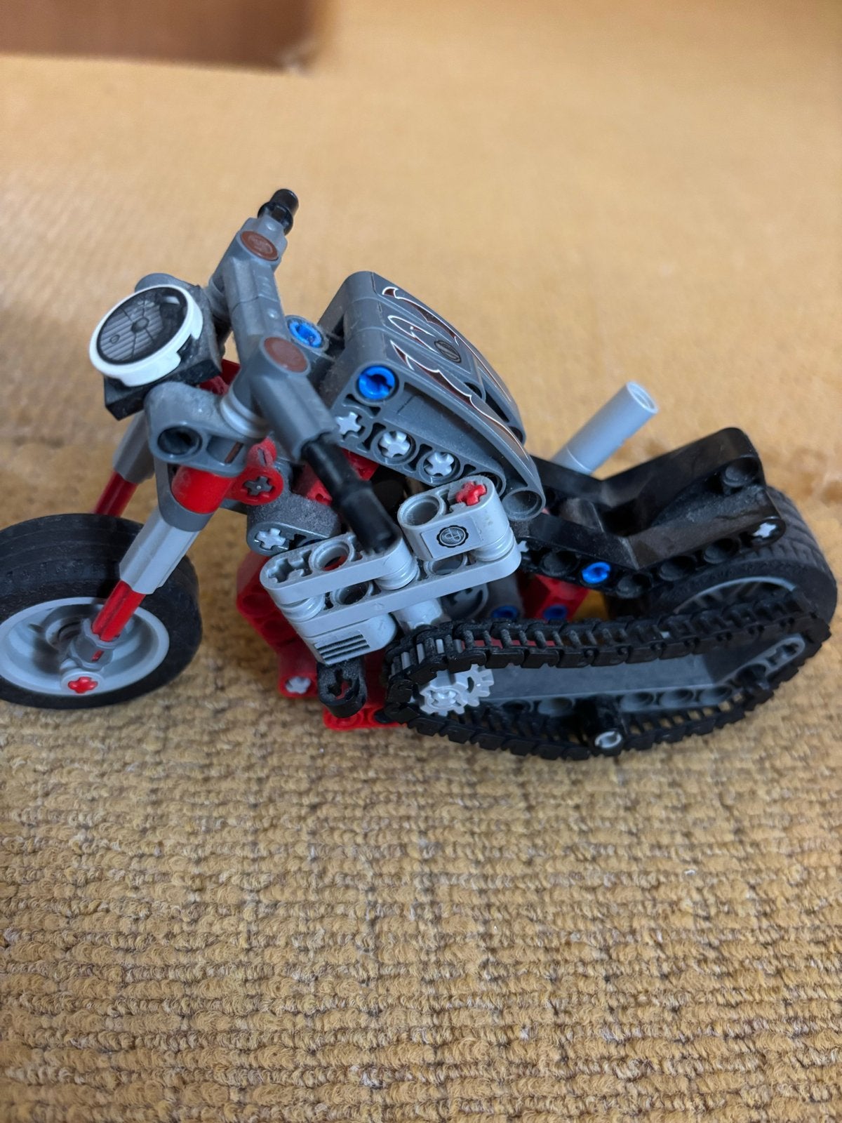 Lego Technic Motorfiets met rupsband