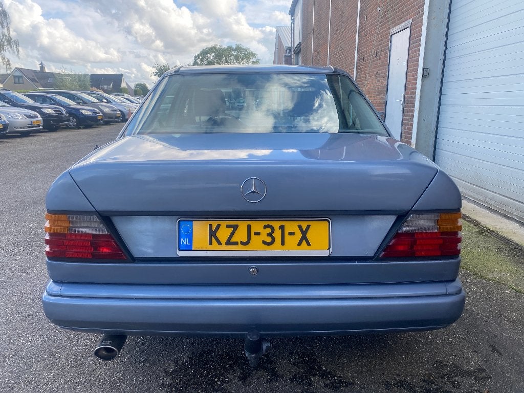 Mercedes 250D, W124, 1986 Oldtimer Belastingvrij met APK, foto 8