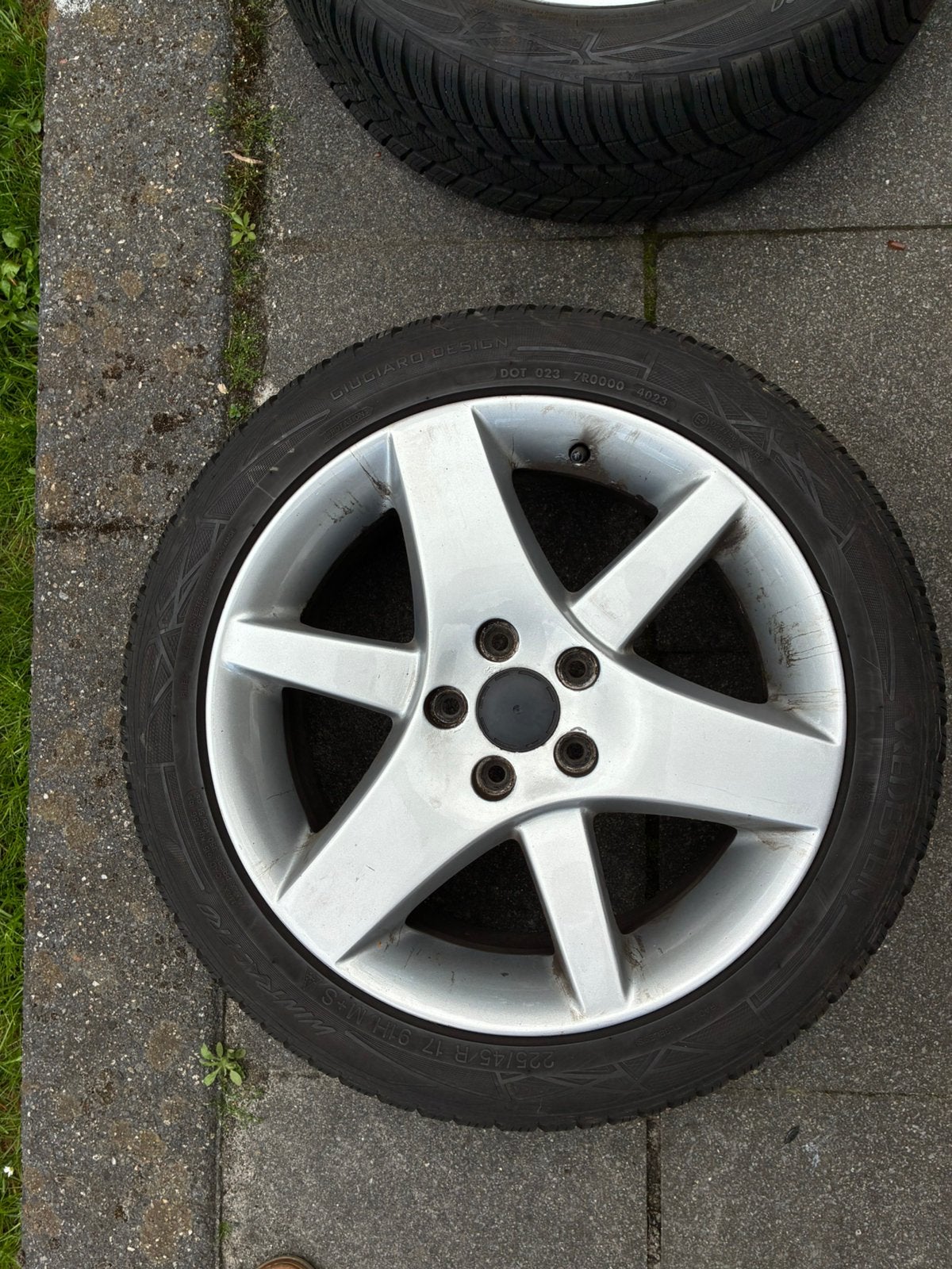 Saab winterbanden met alu 36 velgen. Erg goed, Auto-onderdelen, Banden en Velgen, Ophalen, Gebruikt, Banden en Velgen, 17 inch