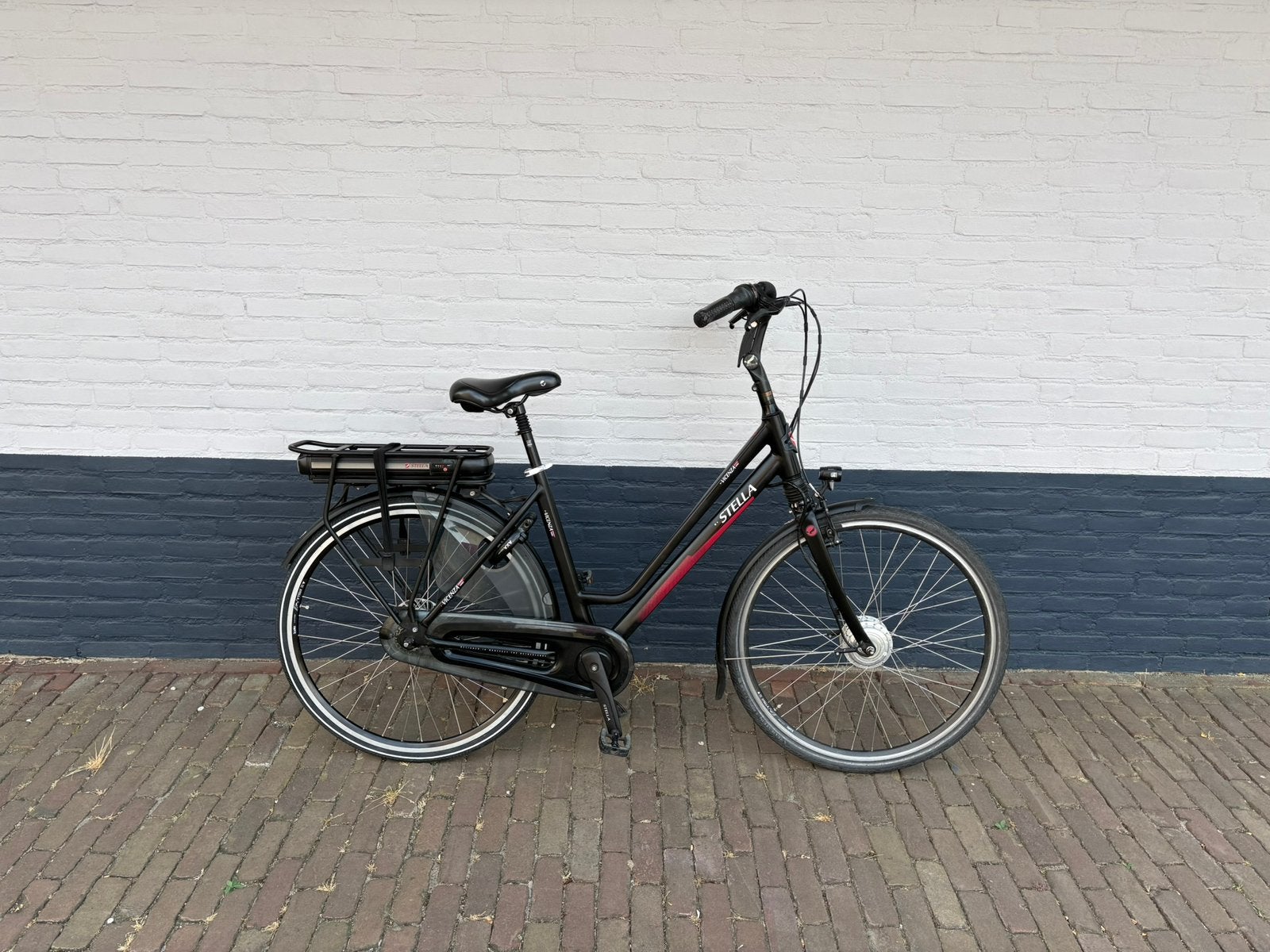 Stella Vicenza Elektrische Fiets 8 Versnellingen 522 ah accu, 53 tot 56 cm, Velgrem, Versnellingen, Zo goed als nieuw