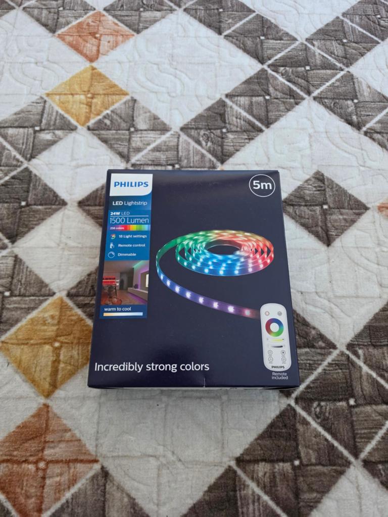 Philips LED Lightstrip 24W 1500 Lumen met afstandsbediening, Ophalen of Verzenden, Nieuw, Modern, Sfeervol, Functioneel