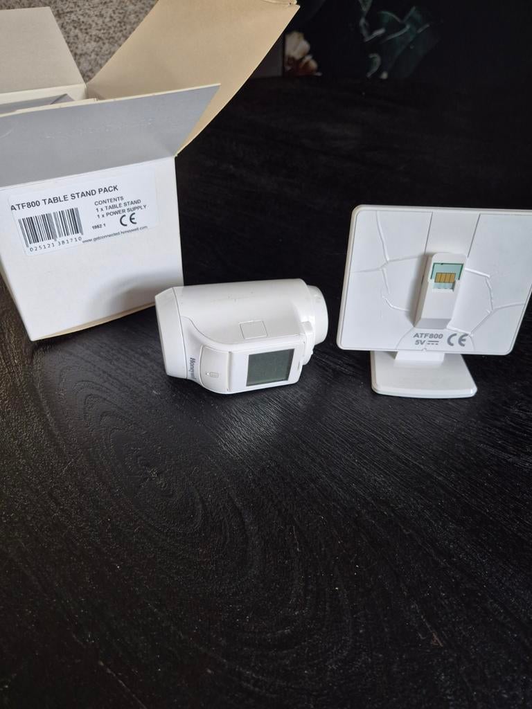 Honeywell Evohome ATF800 Tafelstandaard + HR92WE, Ophalen of Verzenden, Gebruikt