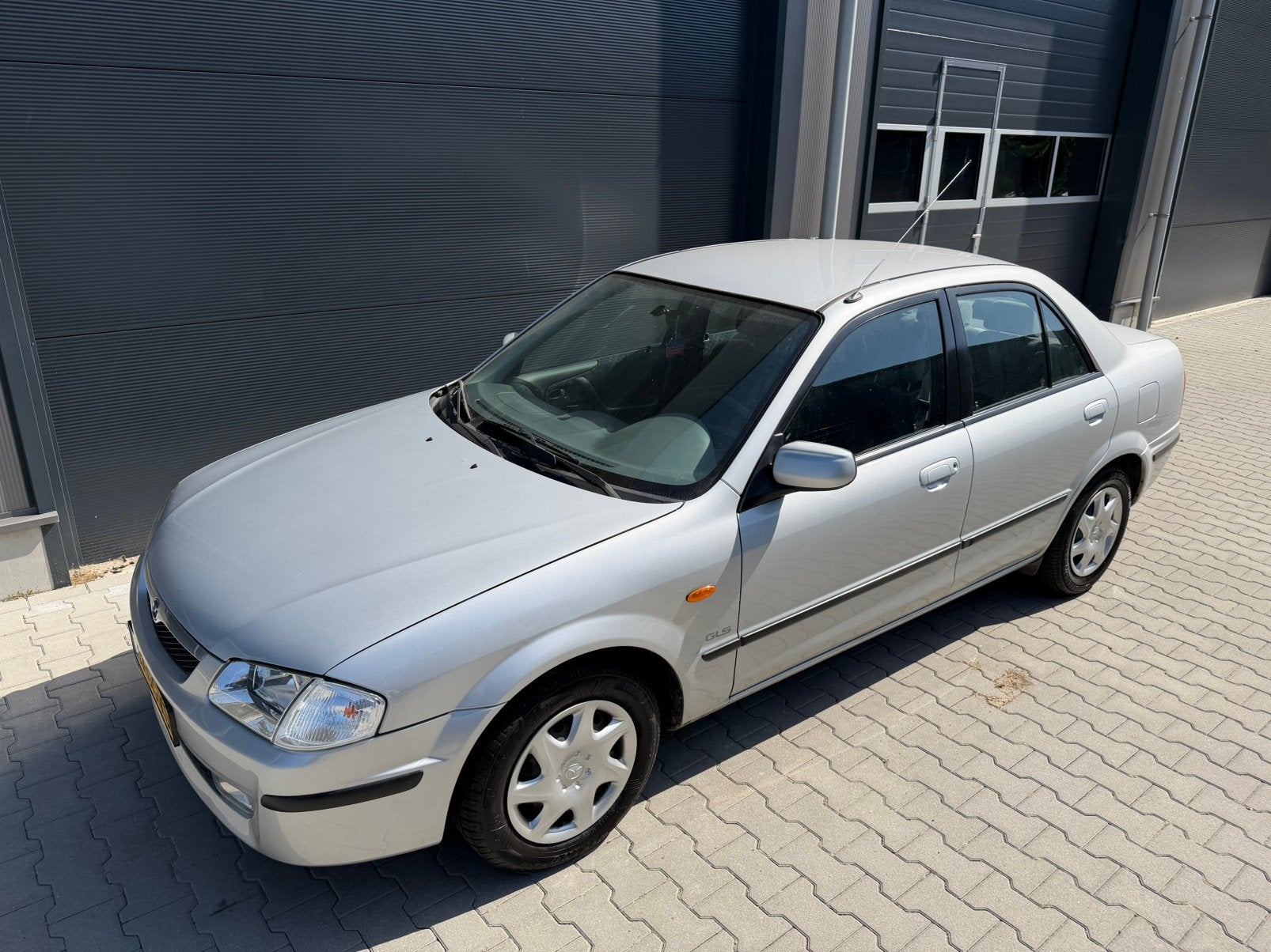 Maxda 323 GLS 1.6i 16V bj 1999 1e eigenaar 64dkm UNIEK‼️, foto 4