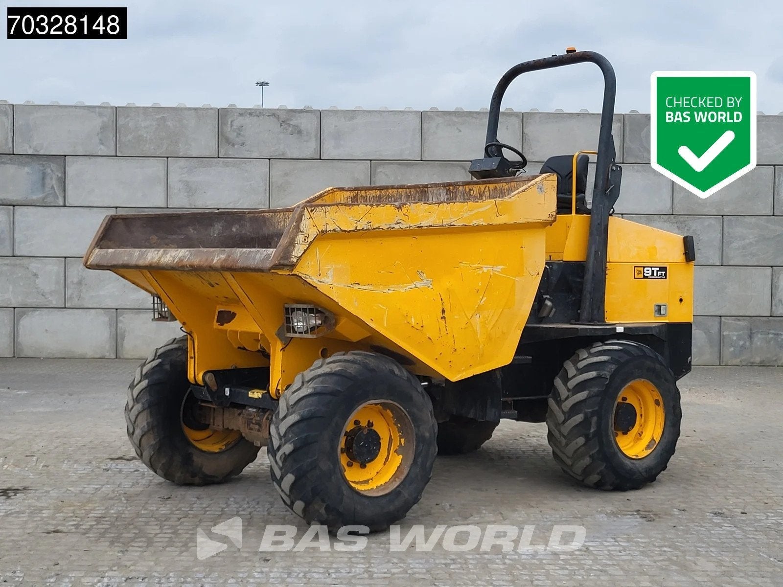 JCB 9TFT, Zakelijke goederen