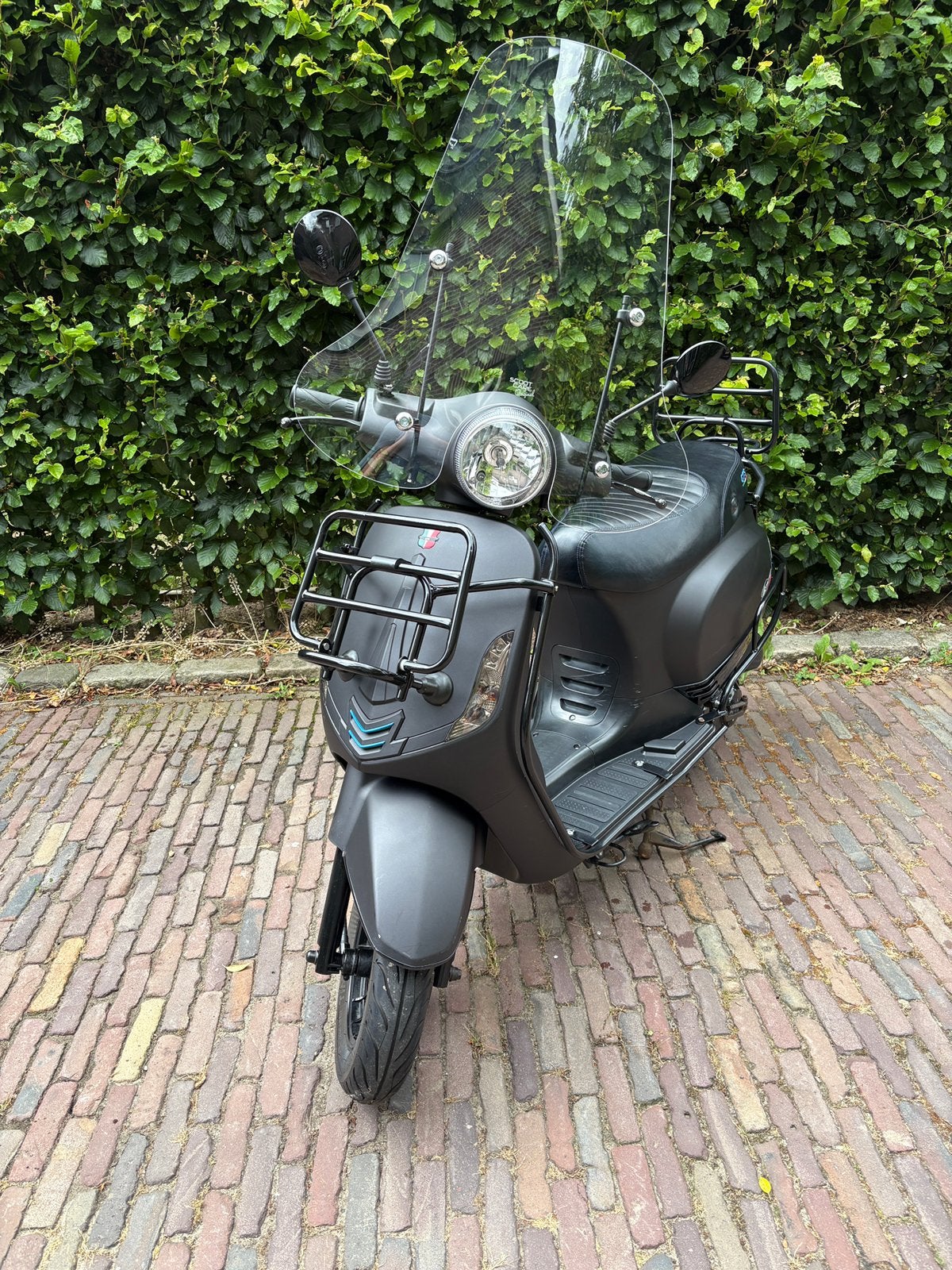 GTS Toscana Pure S (2021) – Mat Zwart – Geel Kenteken, Gebruikt, Benzine, Ophalen, Overige merken