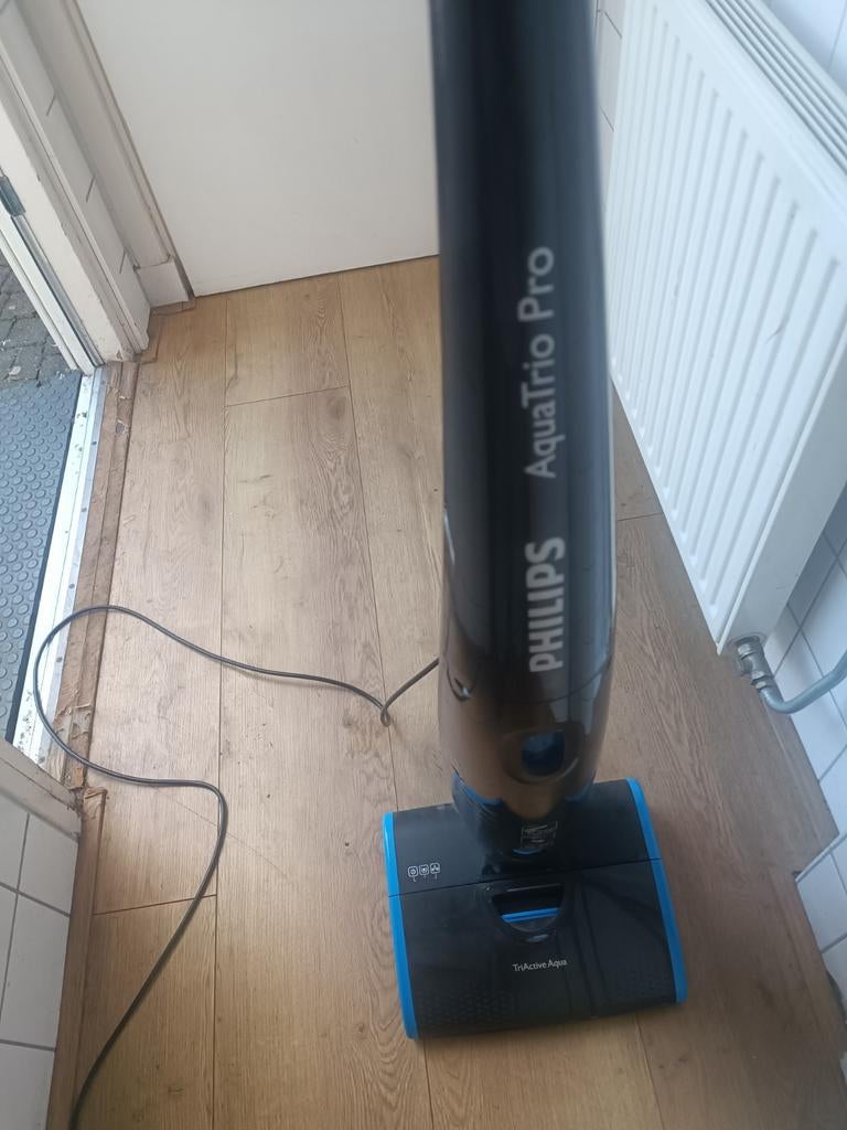 Philips AquaTrio Pro stofzuiger, Ophalen of Verzenden