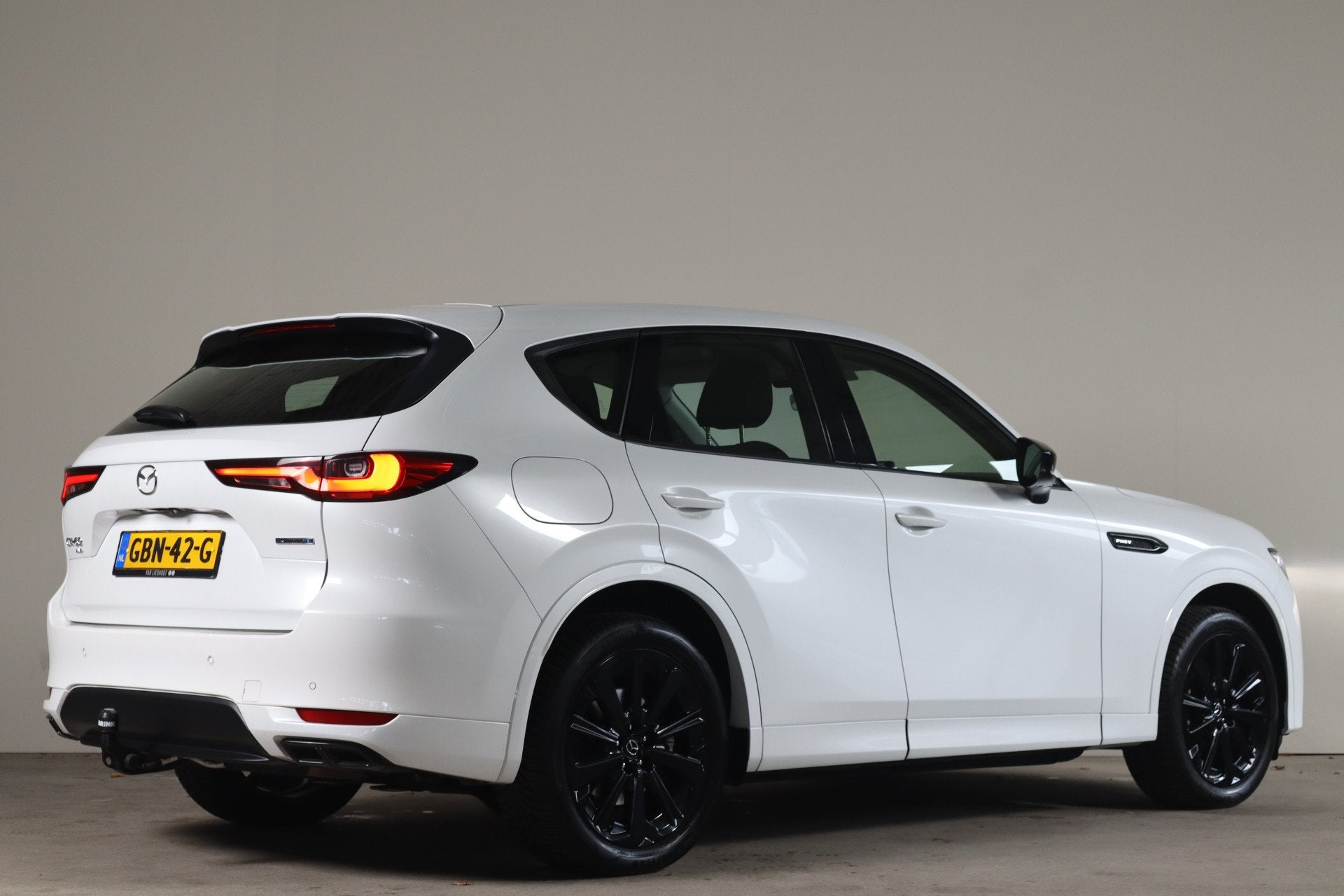Mazda CX-60 2.5 e-SkyActiv PHEV Homura - NL Auto! Stoelverw+, Auto's, Gebruikt, Euro 6, 4 cilinders, Adaptive Cruise Control