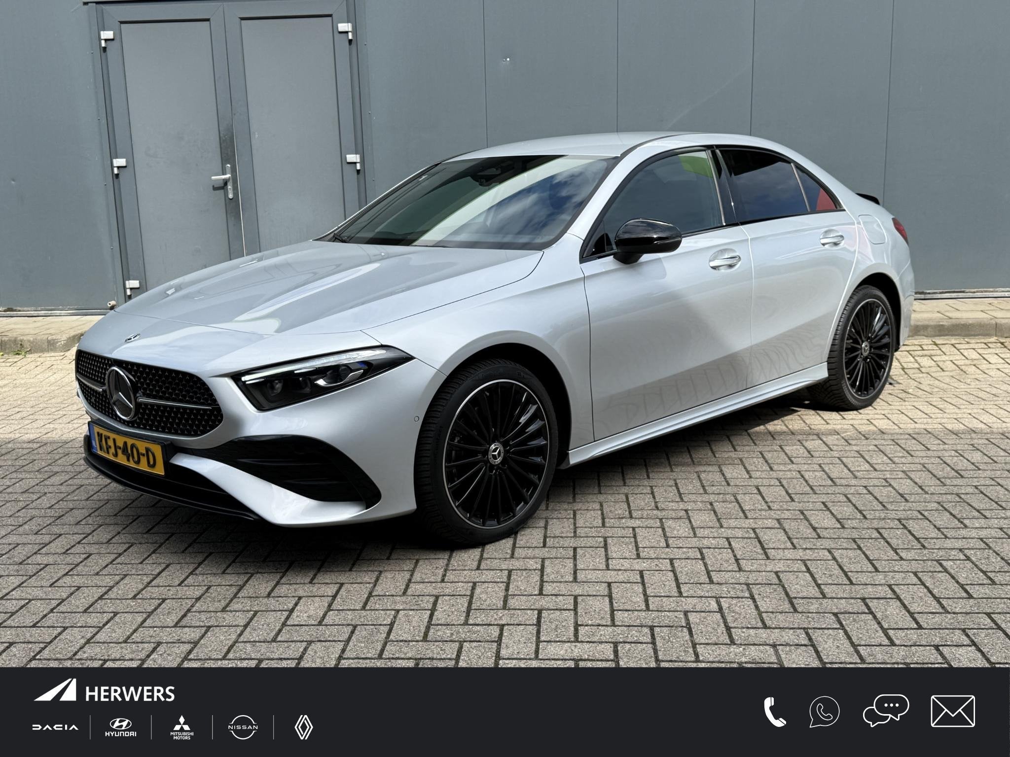 Mercedes-Benz A-klasse 250 e AMG Line Design Plug-in Automaa, 4 cilinders, 16 kWh, Leder en Stof, Bedrijf