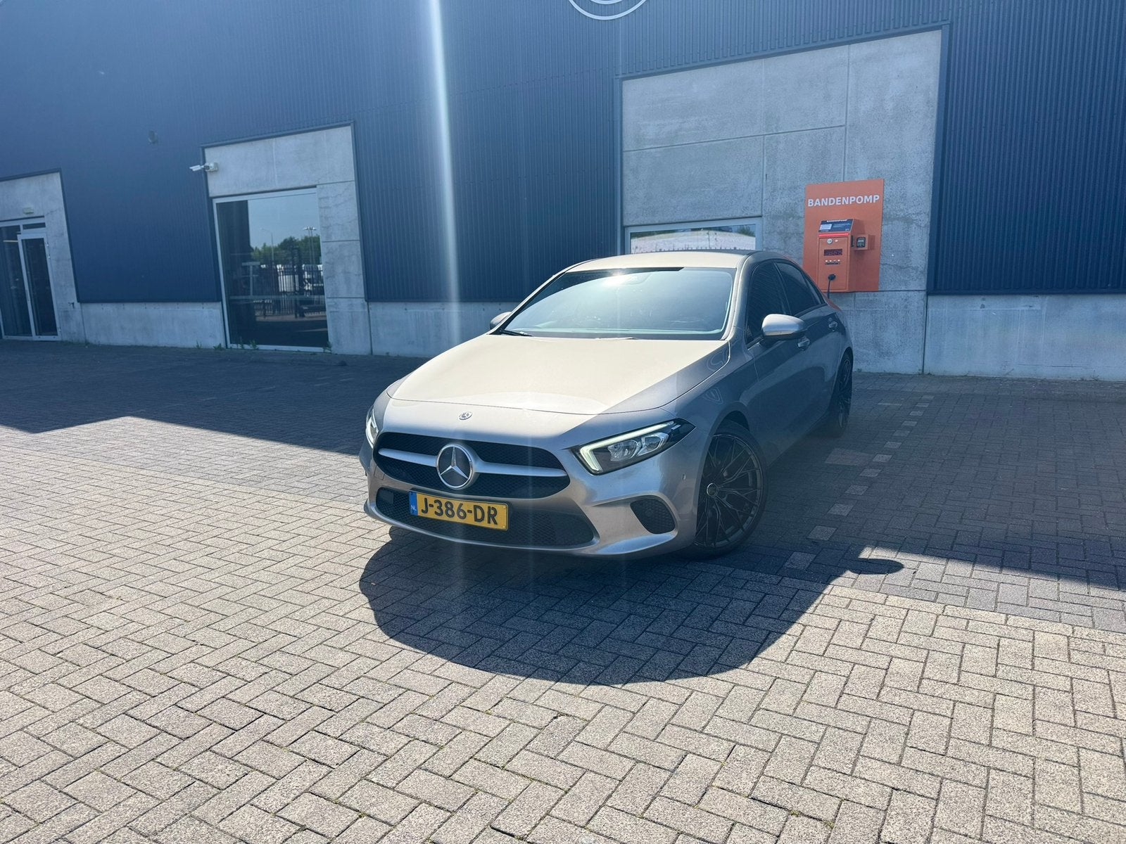 Mercedes-Benz A-Klasse A 200 Business Solution Automaat, 4 cilinders, 163 pk, Origineel Nederlands, 690 kg