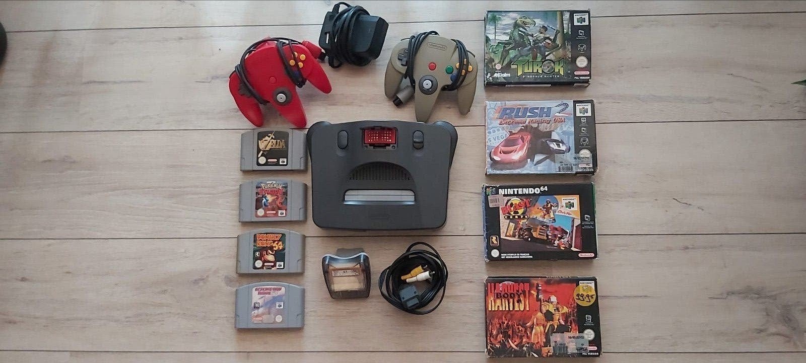 Nintendo 64 Console met 2 controllers, 8 games en memory pak, Spelcomputers en Games, Spelcomputers | Nintendo 64, Ophalen of Verzenden