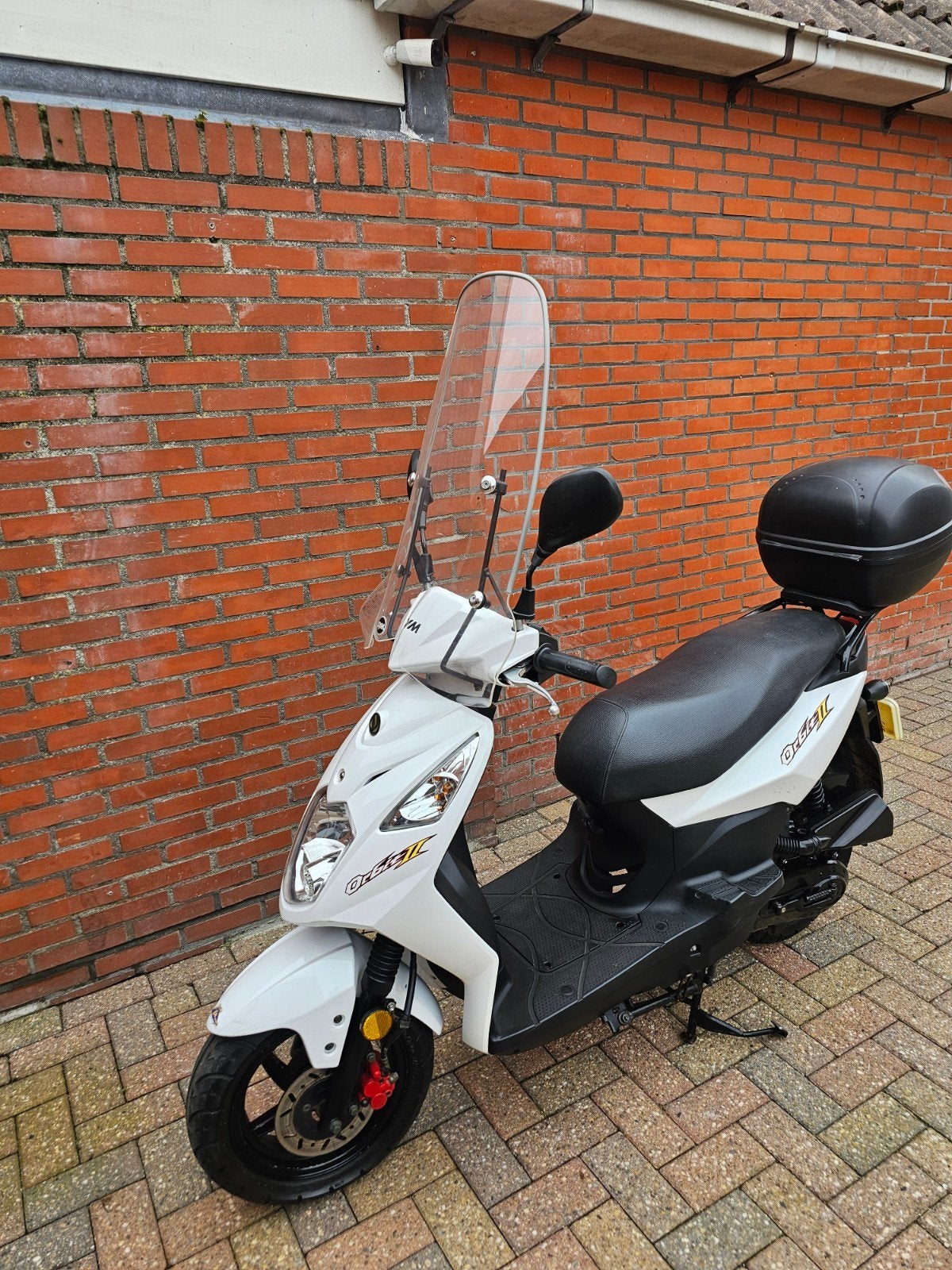 sym orbit 2, Fietsen en Brommers, Ophalen, Maximaal 45 km/u, Zo goed als nieuw, Benzine