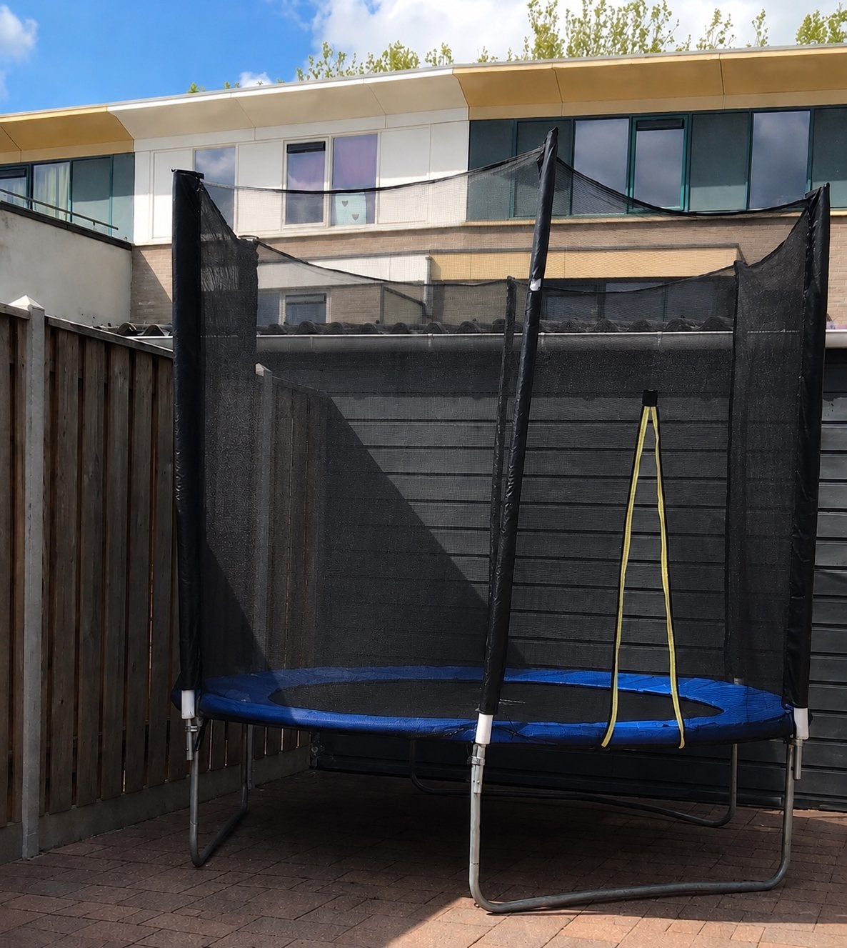 Trampoline met veiligheidsnet, Ophalen, Gebruikt