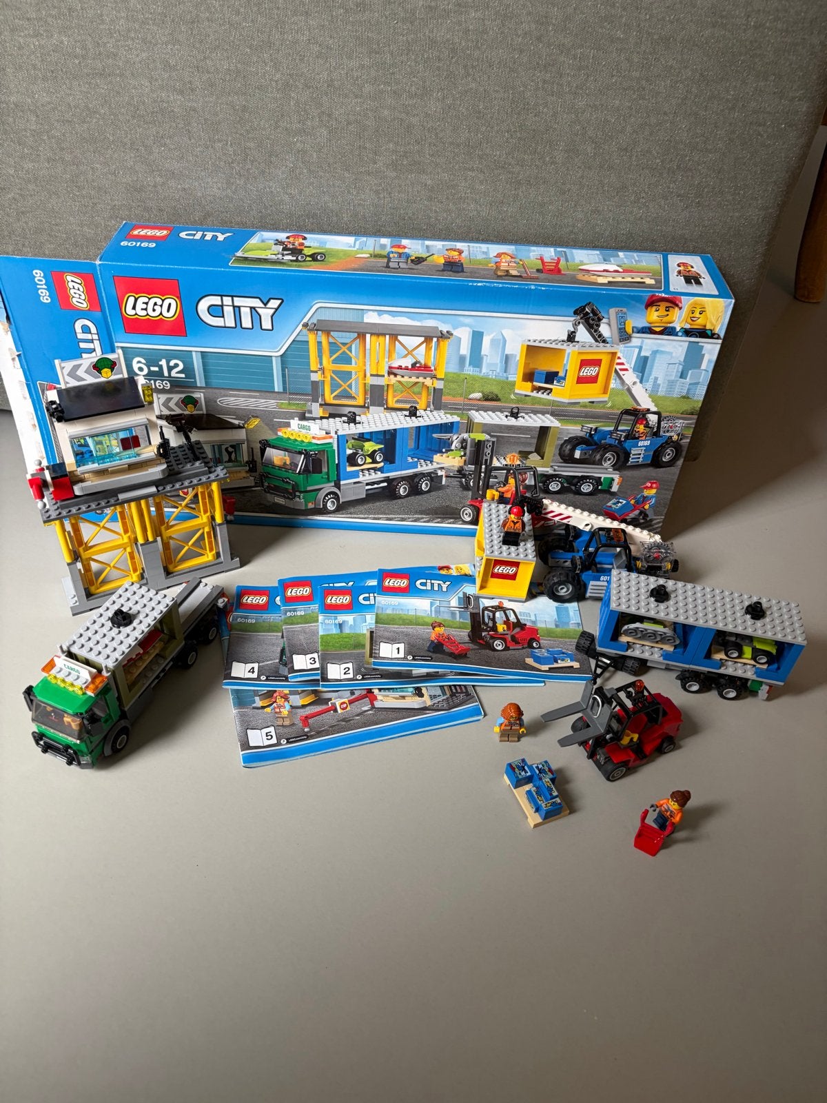 LEGO City 60169 Vrachtterminal met vrachtwagens, Ophalen of Verzenden, Gebruikt, Overige merken
