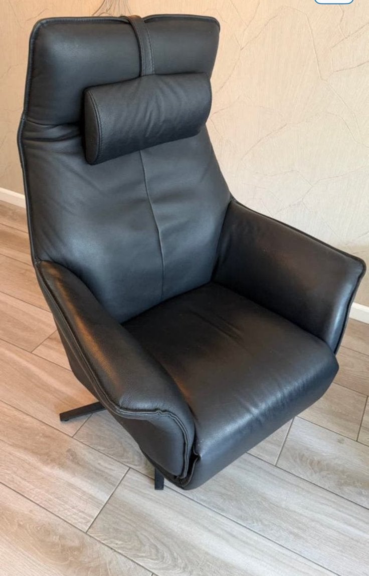 Relaxfauteauil van Montèl model Brera, Huis en Inrichting, Fauteuils, Ophalen, Zo goed als nieuw, Leer