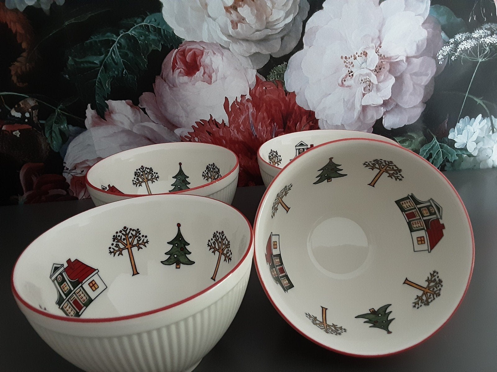wedgwood windsor kerstservies ontbijt/soepkom Nieuwstaat Per, Ophalen, Zo goed als nieuw, Porselein, Kom(men)