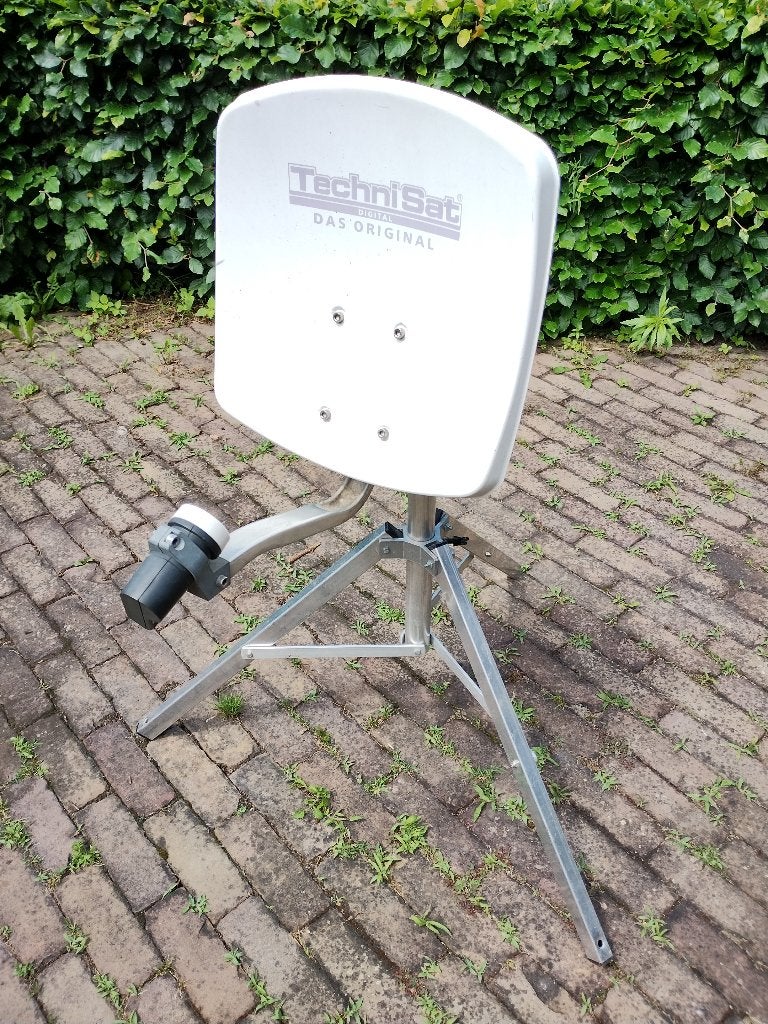 Complete satelietschotel met statief, Caravans en Kamperen, Camper-accessoires, Ophalen of Verzenden, Gebruikt