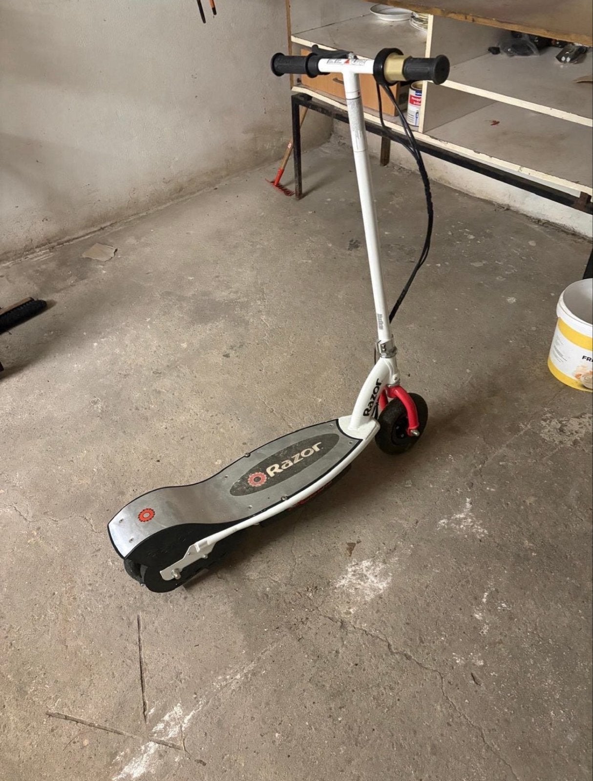 Razor elektrische step - Zo goed als nieuw (excl. oplader), Ophalen, Zo goed als nieuw, Elektrische step (E-scooter)