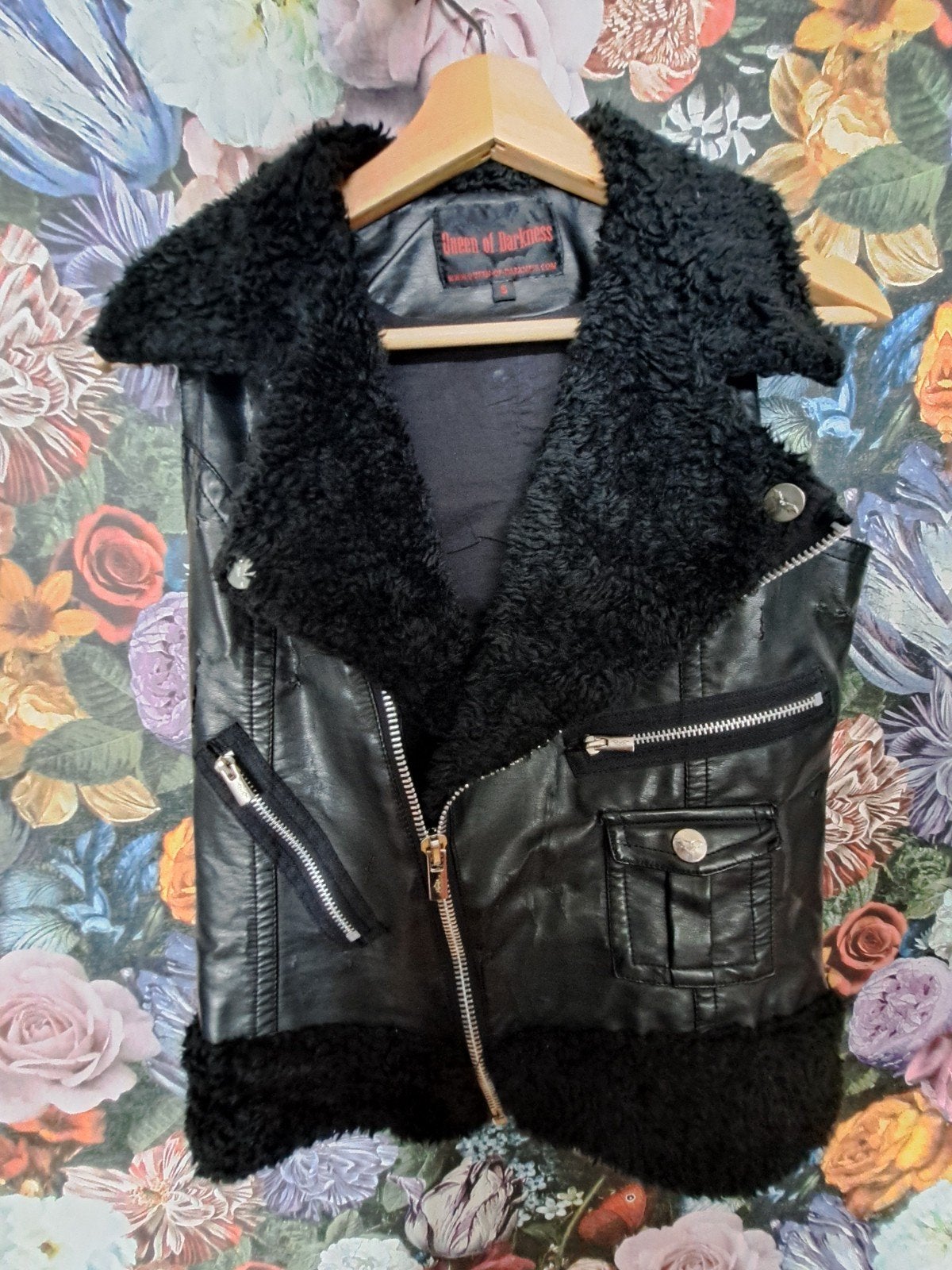 Queen of Darkness Goth Vest Zwart Leer Maat S, Queen of Darkness, Zwart, Ophalen of Verzenden, Maat 36 (S)