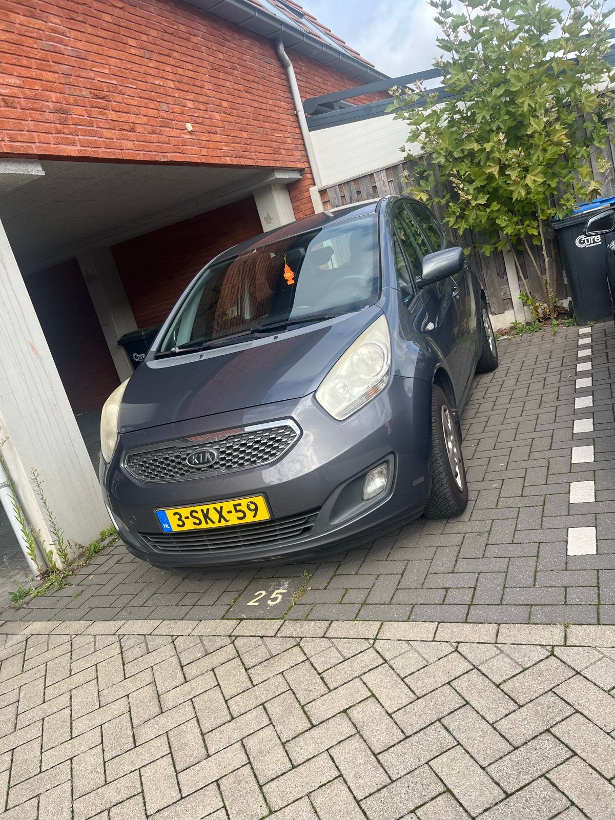 Kia Venga 1.4 Cvvt 2011 Grijs, Auto's, Voorwielaandrijving, 4 cilinders, 1396 cc, 1153 kg