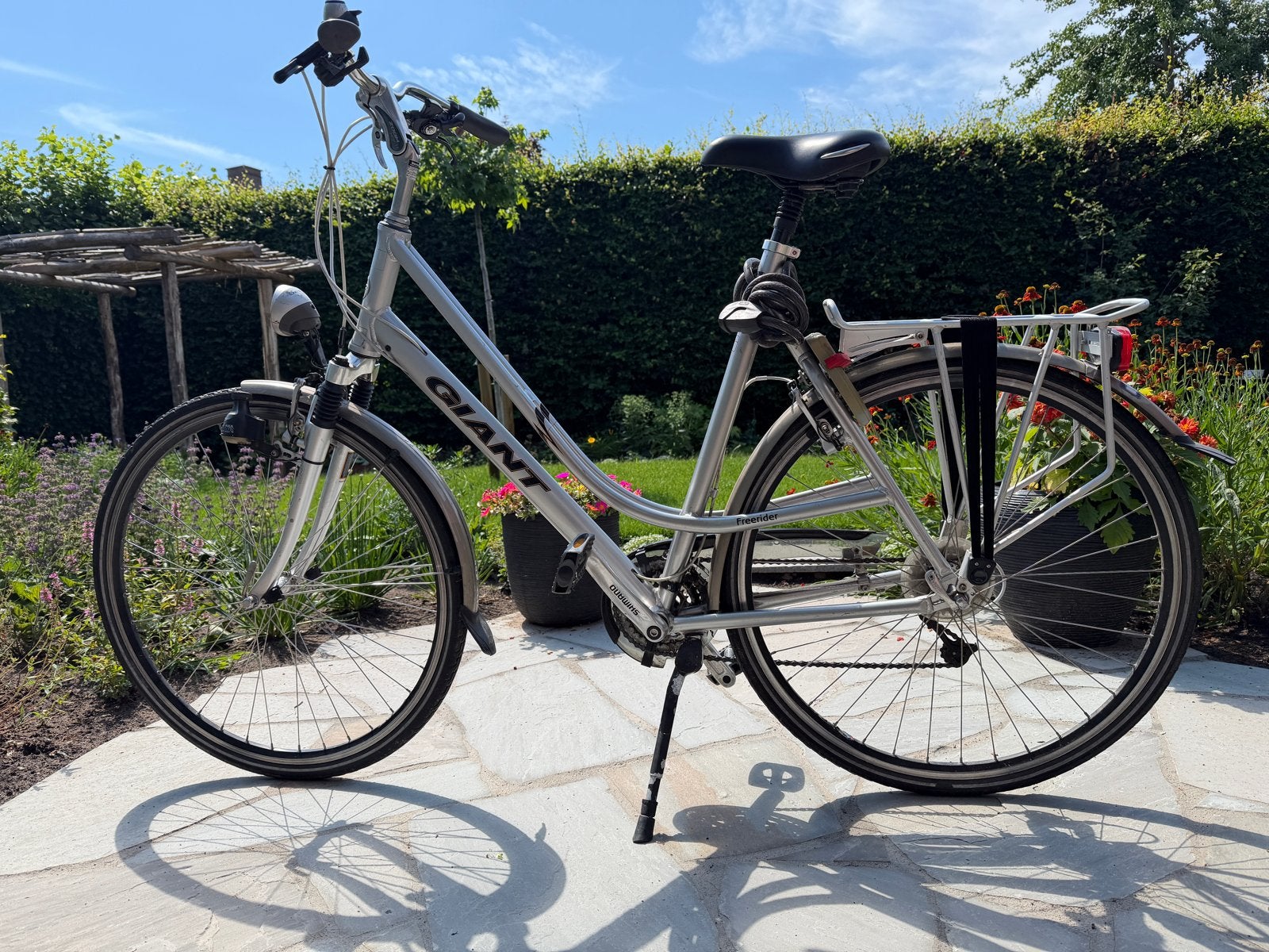 Giant damesfiets met 24 versnellingen in goede staat, Fietsen en Brommers, Fietsen | Dames | Damesfietsen, Ophalen, Velgrem, Versnellingen