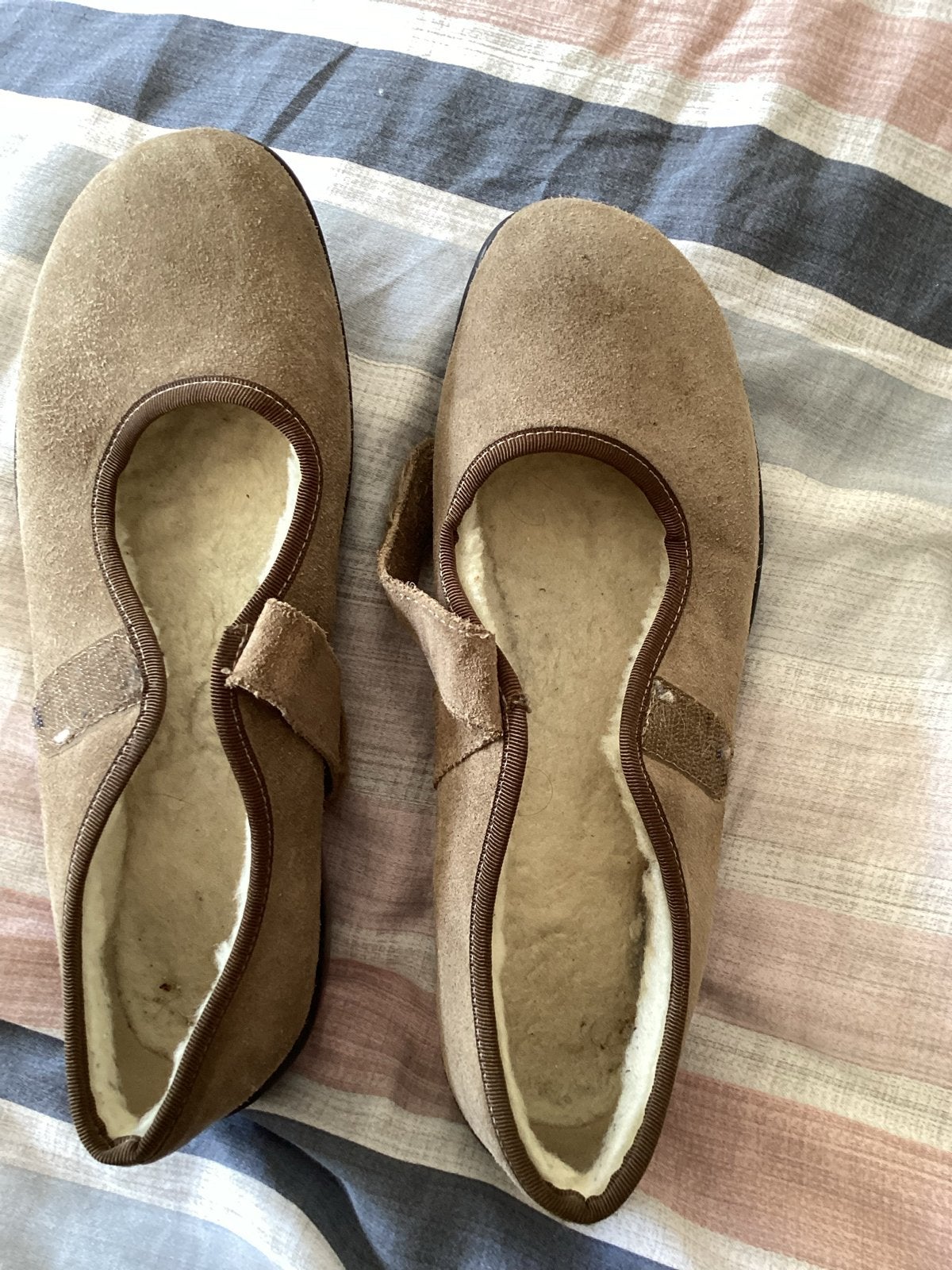 Helvesko pantoffels - Maat 38, Ophalen, Bruin, Zo goed als nieuw, Pantoffels of Sloffen