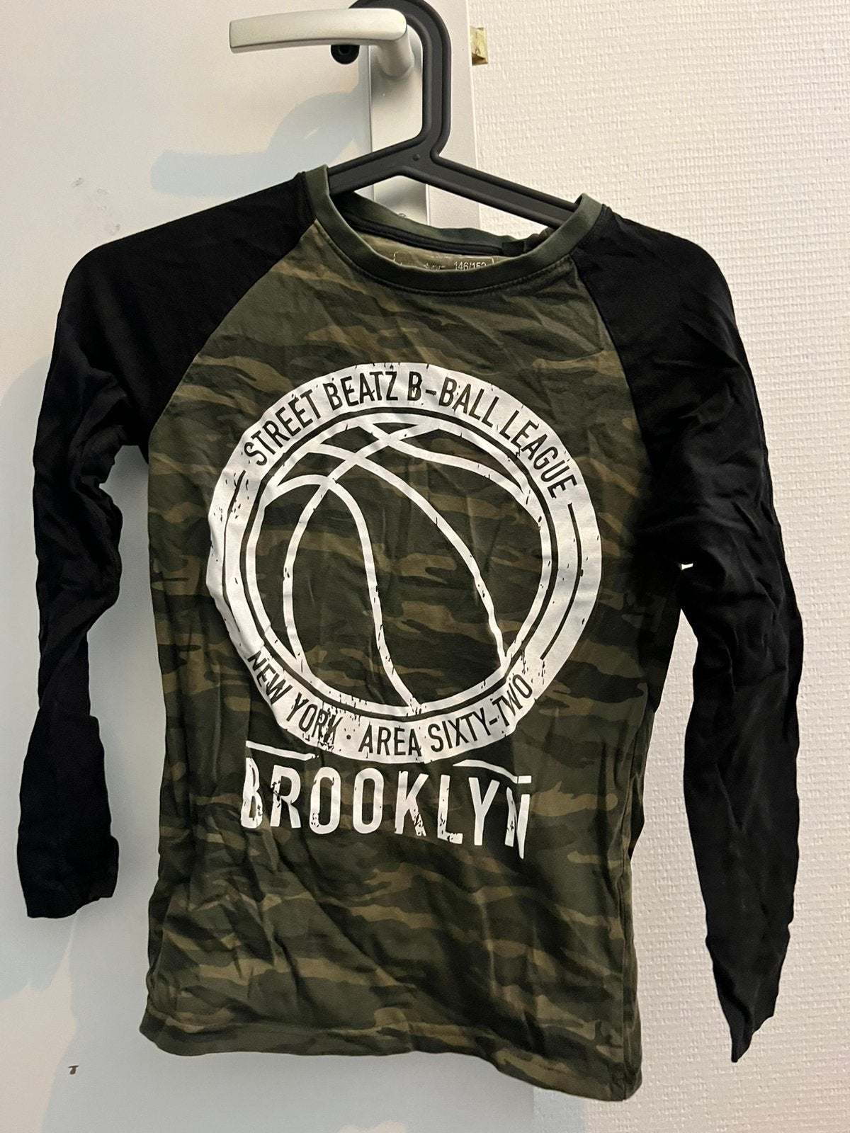 Groen Chapter Young met lange mouwen, maat 146/152, Ophalen of Verzenden, Zo goed als nieuw, Jongen, Shirt of Longsleeve