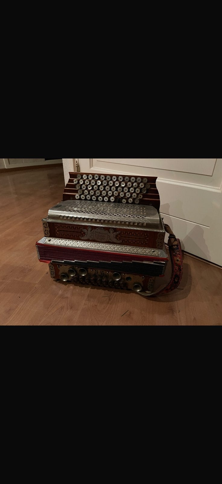 Accordeon te  koop, Ophalen, Zo goed als nieuw