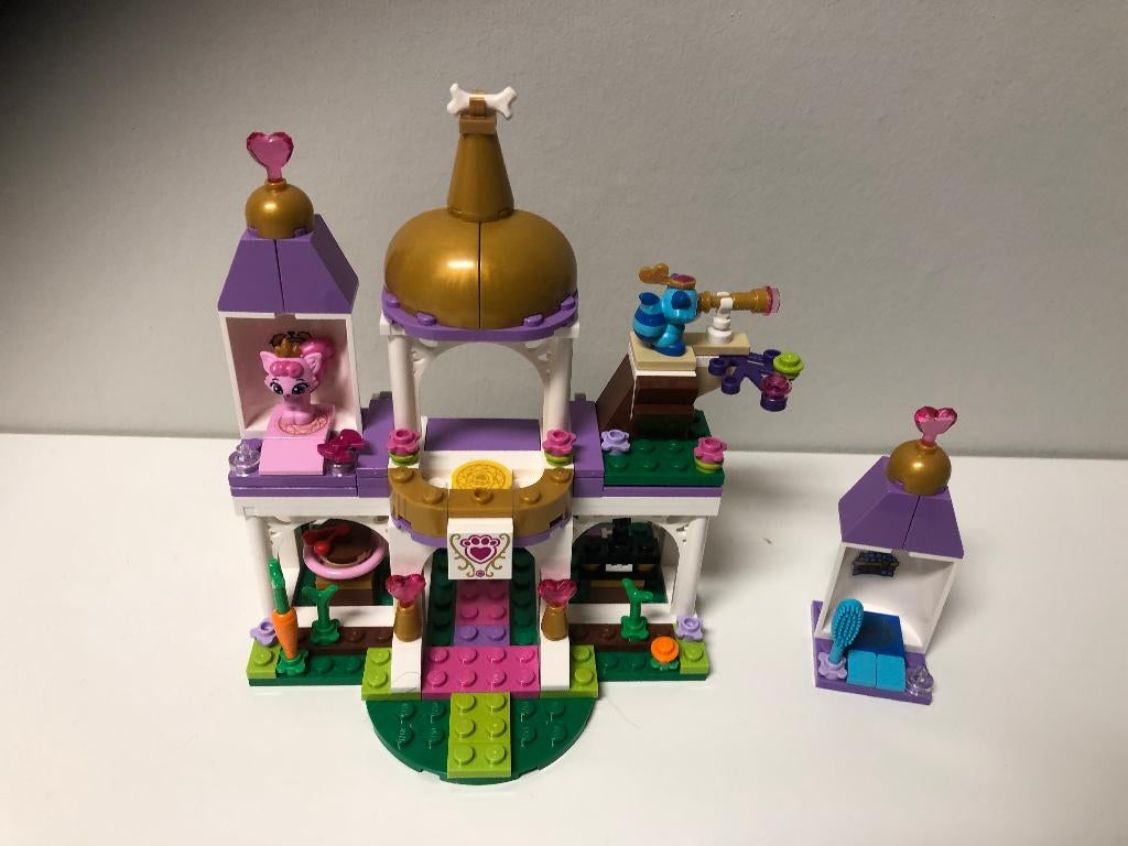 Lego disney princess 41142 Whisker Haven  koninklijk paleis, Kinderen en Baby's, Speelgoed | Duplo en Lego, Lego, Ophalen of Verzenden