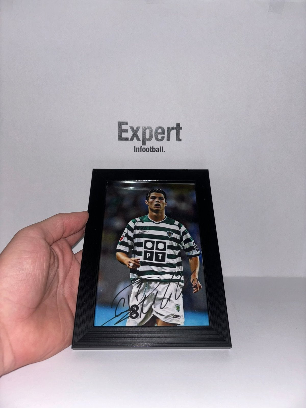 Ronaldo gesigneerde foto ingelijst - Sporting Lissabon, Verzamelen, Ophalen of Verzenden, Nieuw, Buitenlandse clubs, Spelerskaart